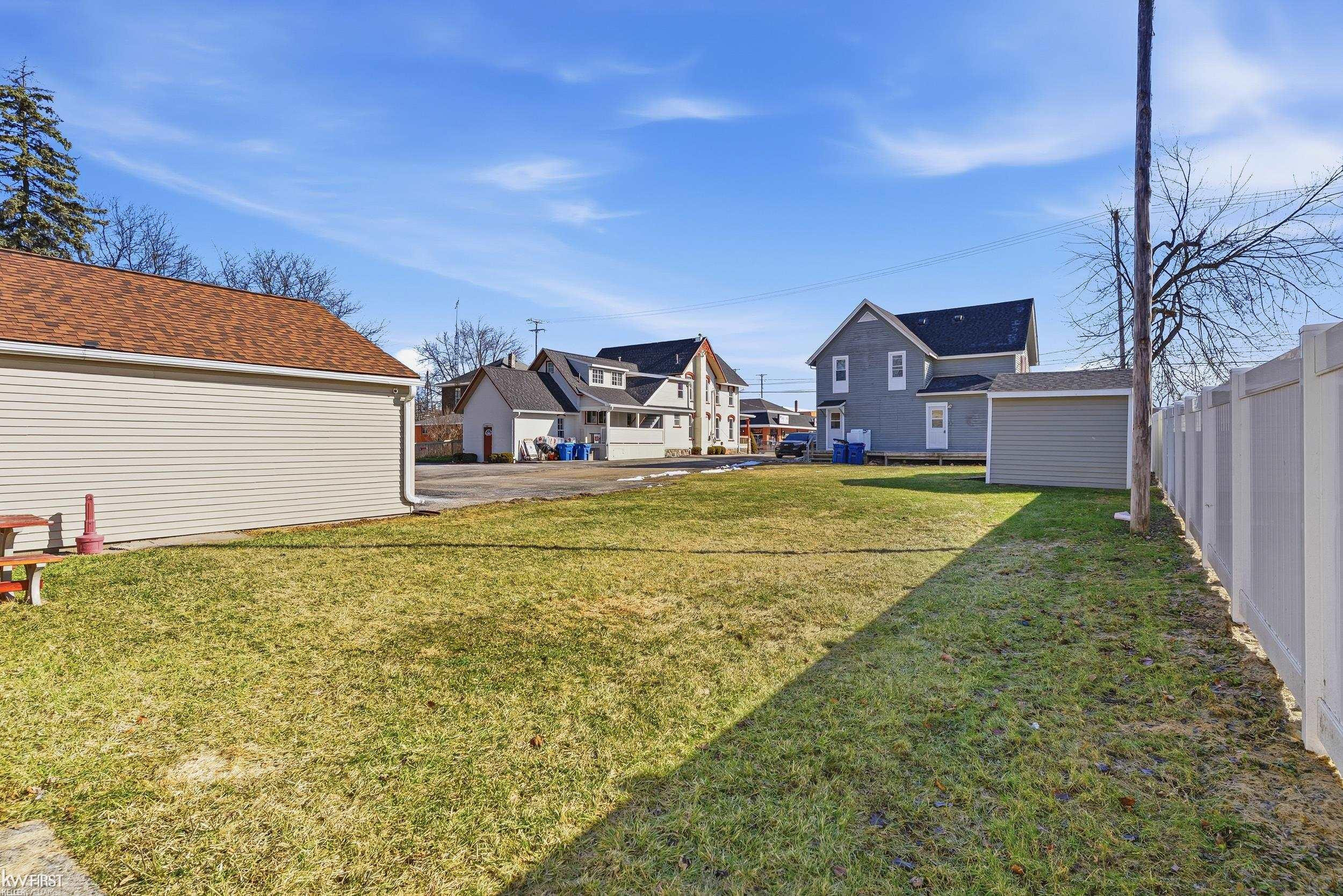 216 N Genesee Street, Davison, MI 48423 — Photo 9