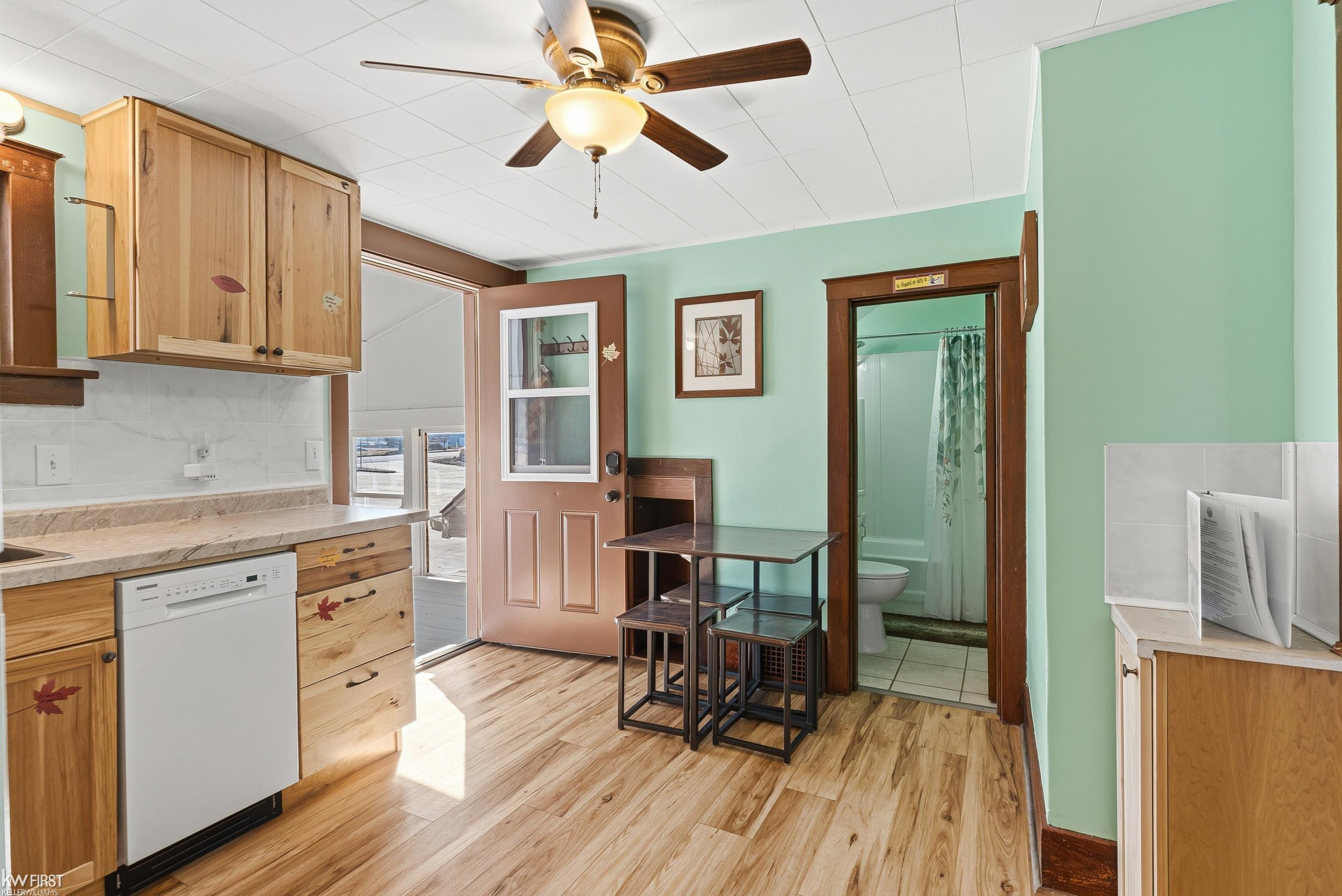 216 N Genesee Street, Davison, MI 48423 — Photo 36