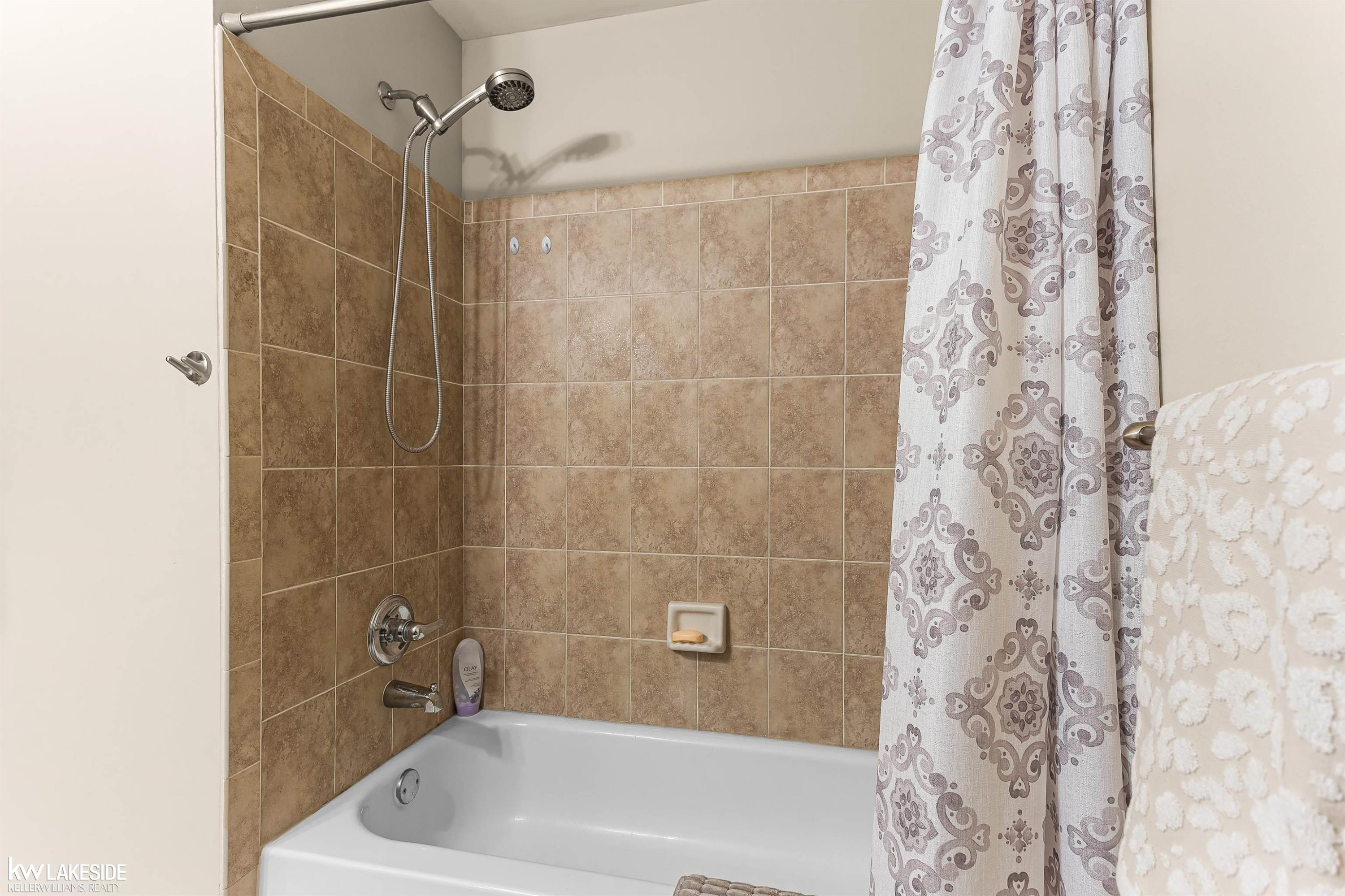 51389 Midland Circle, Macomb, MI 48042 — Photo 30