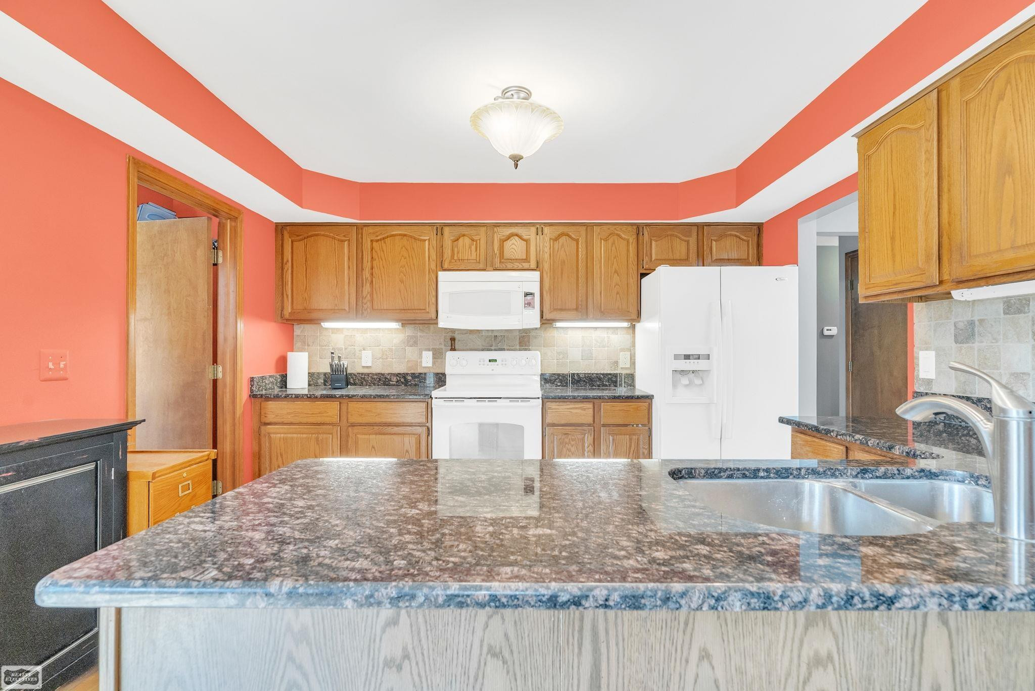 41010 W Rosewood Drive, Clinton Twp, MI 48038 — Photo 16