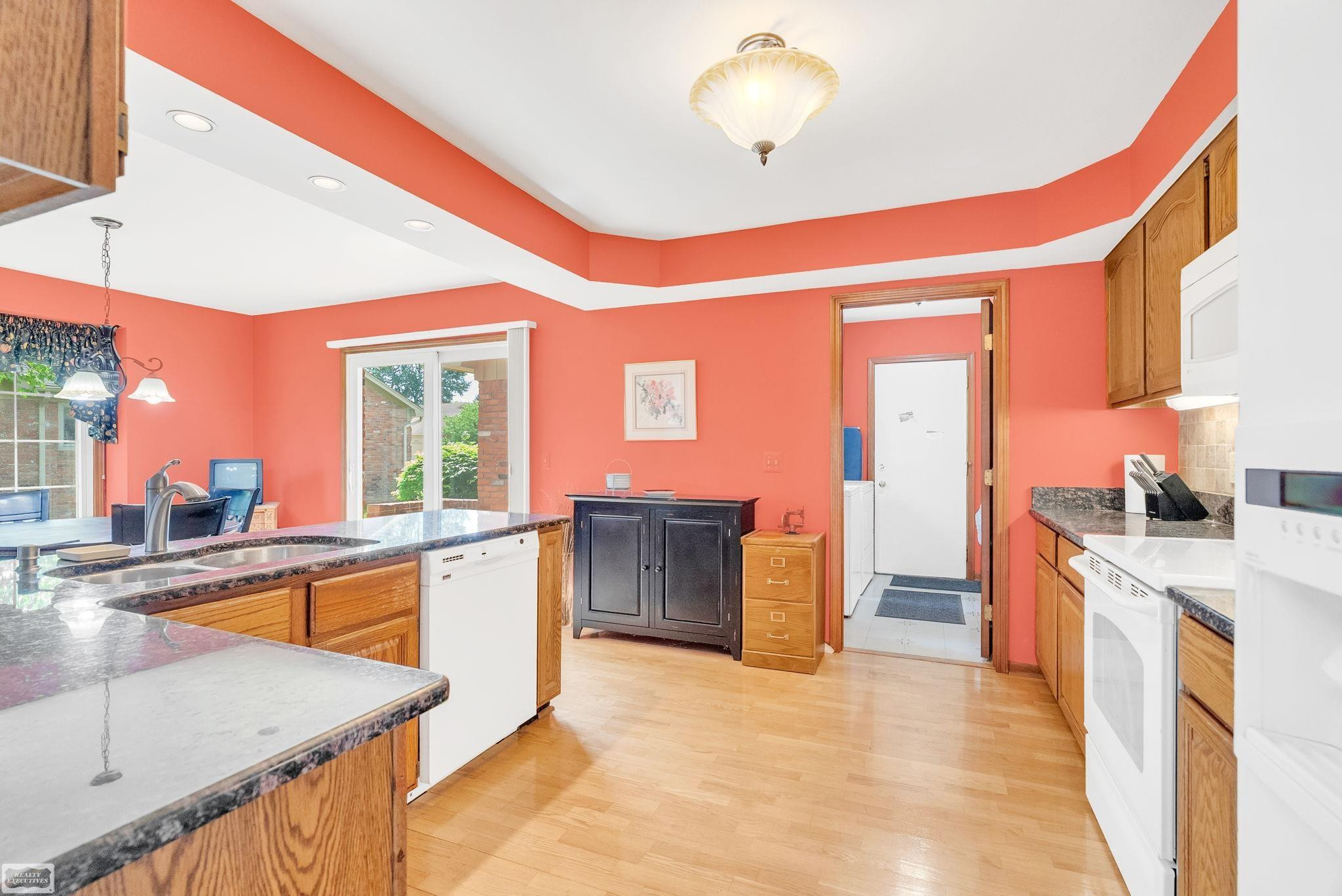 41010 W Rosewood Drive, Clinton Twp, MI 48038 — Photo 19