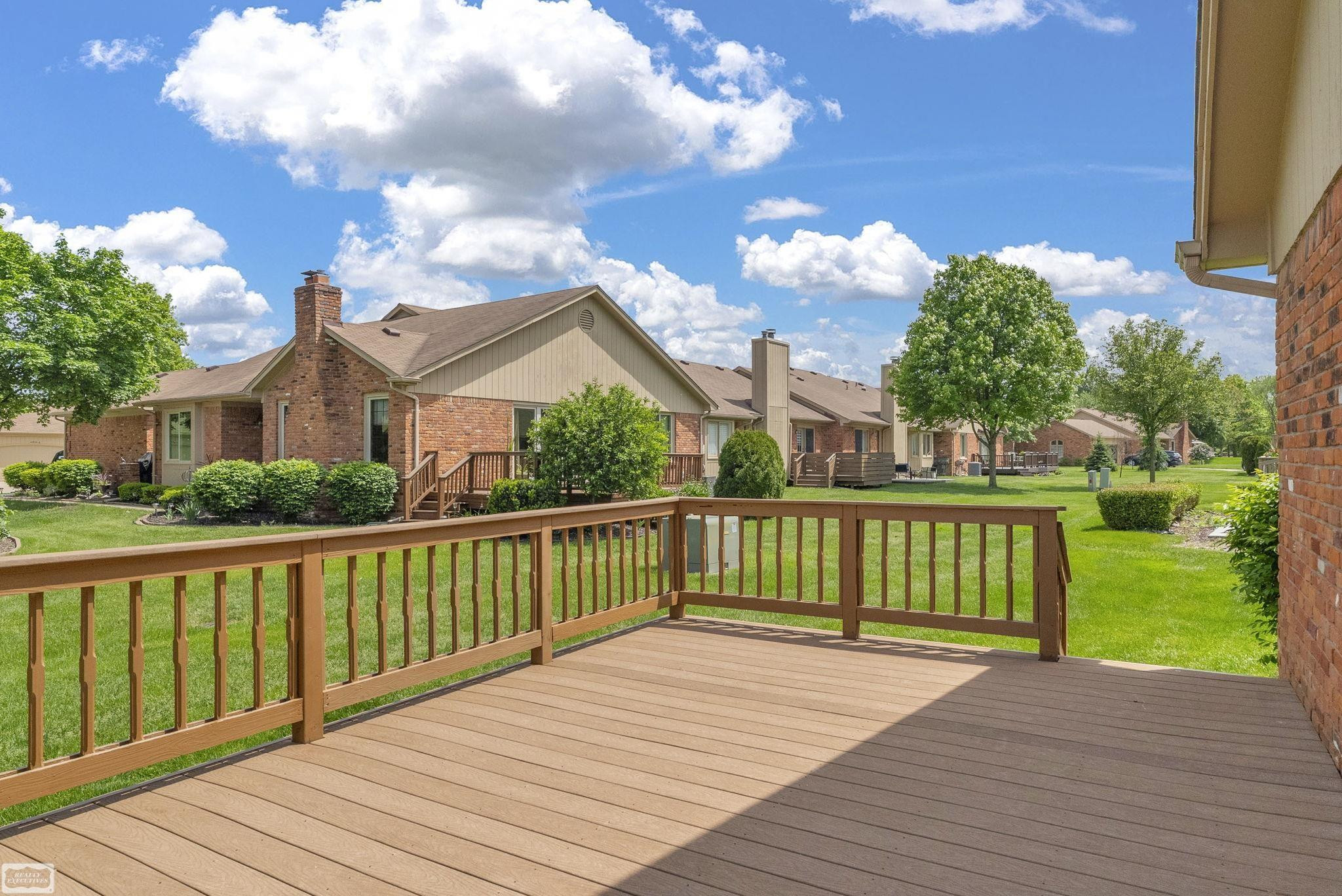 41010 W Rosewood Drive, Clinton Twp, MI 48038 — Photo 40