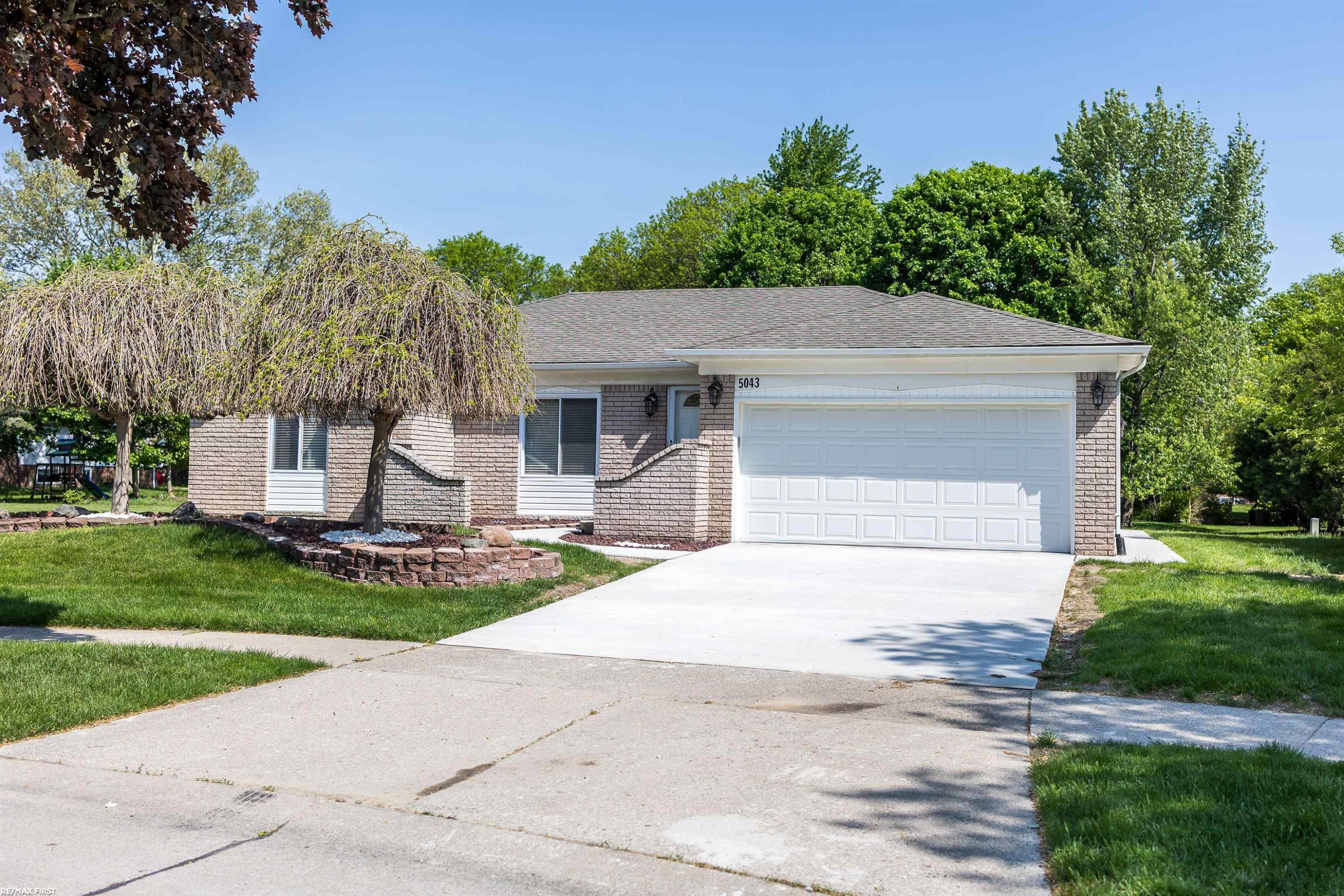 5043 Tyler Drive, Troy, MI 48085 — Photo 3