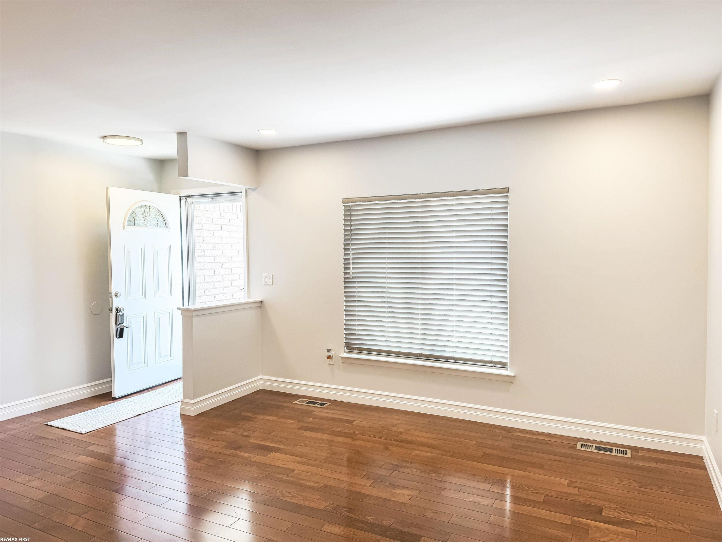 5043 Tyler Drive, Troy, MI 48085 — Photo 20