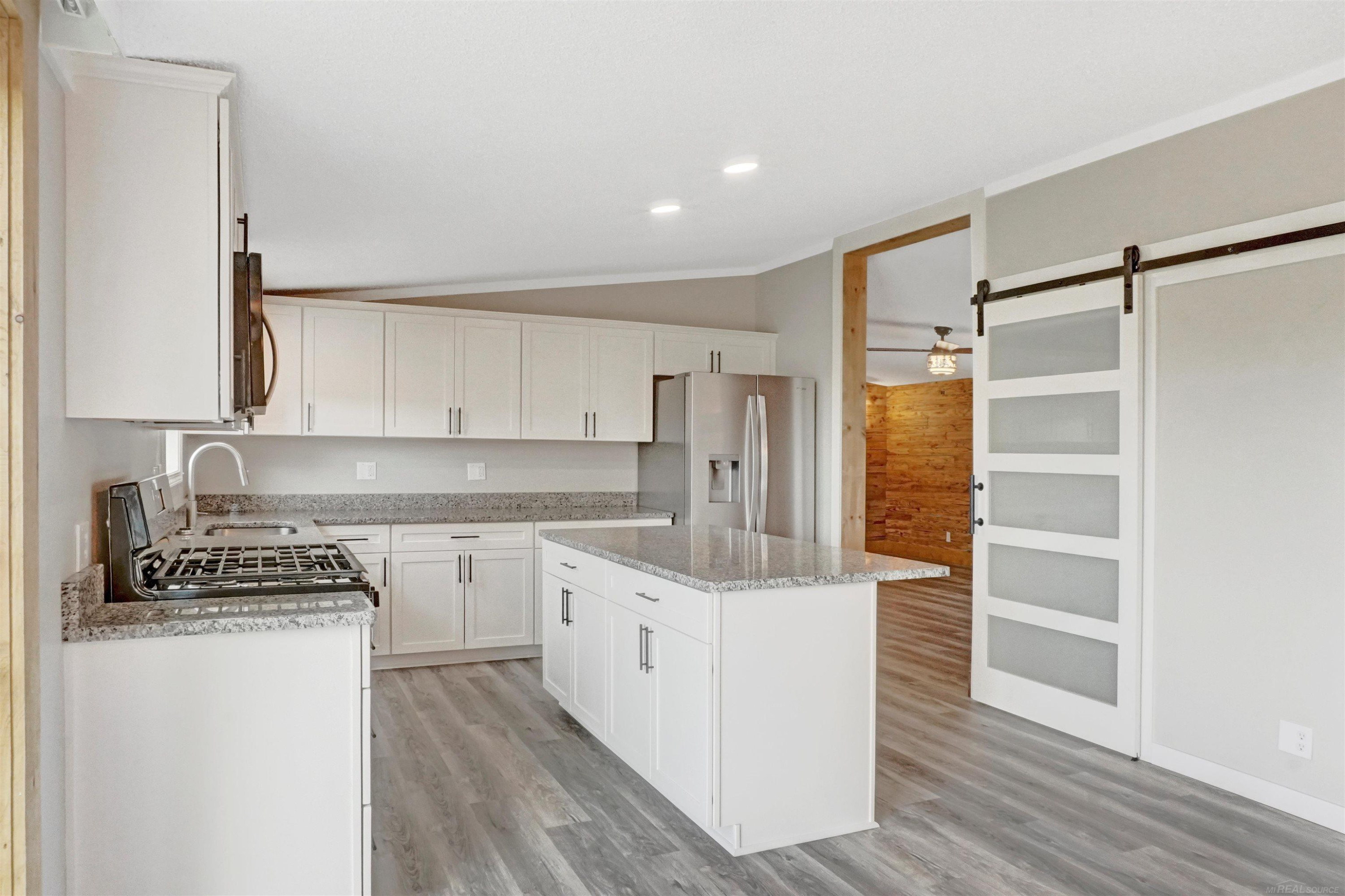 13352 Norman Road, Yale, MI 48097 — Photo 8