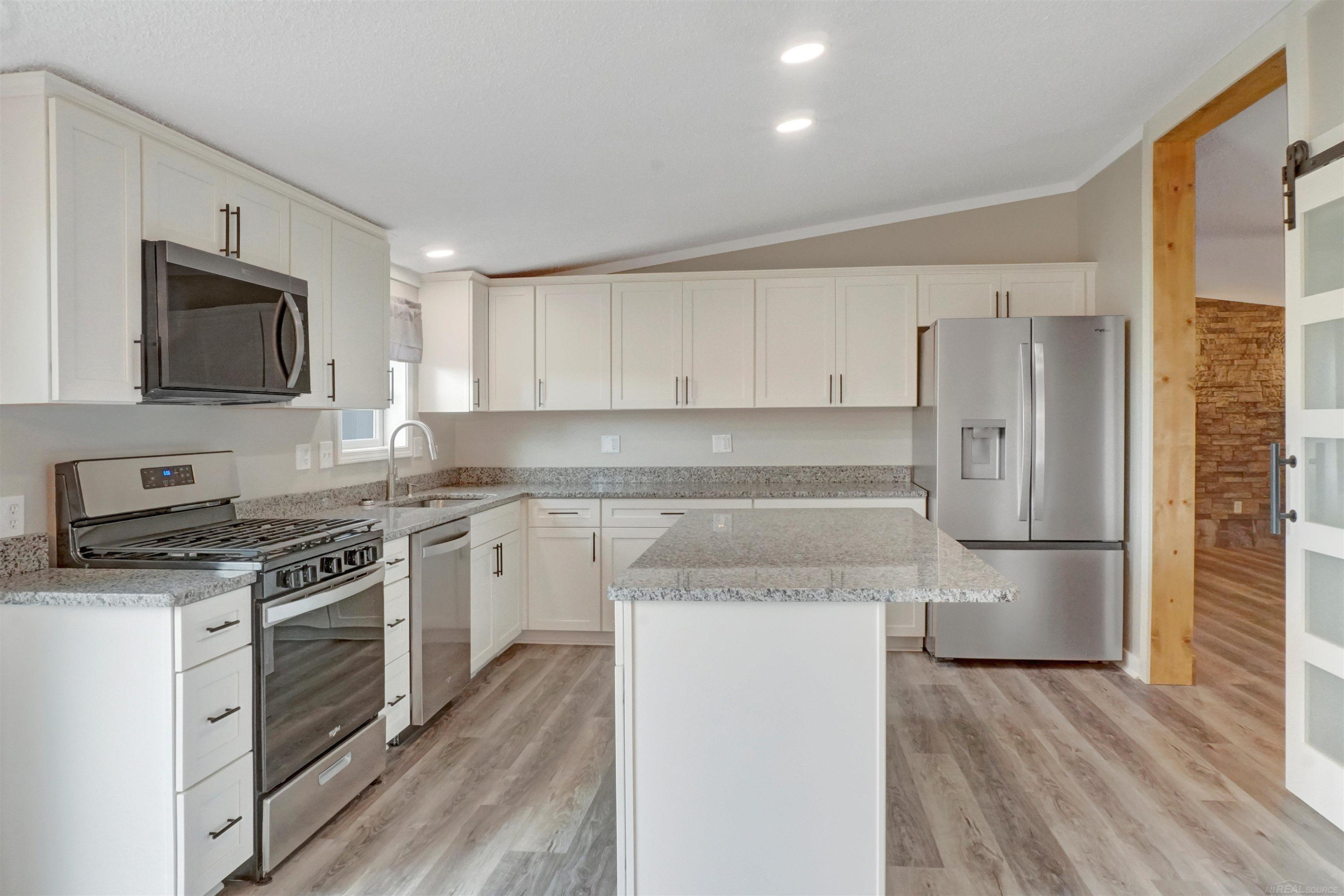 13352 Norman Road, Yale, MI 48097 — Photo 11