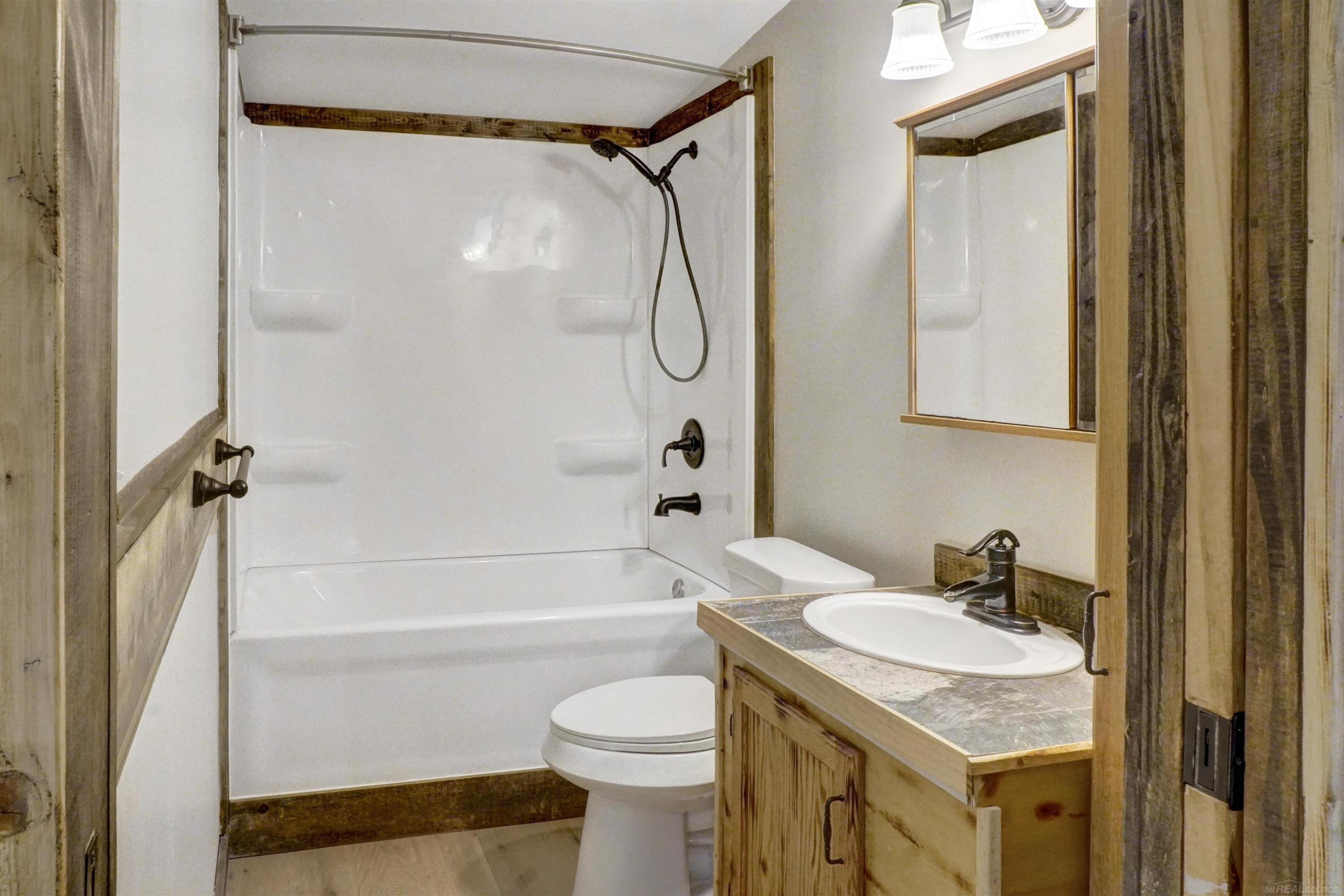 13352 Norman Road, Yale, MI 48097 — Photo 31