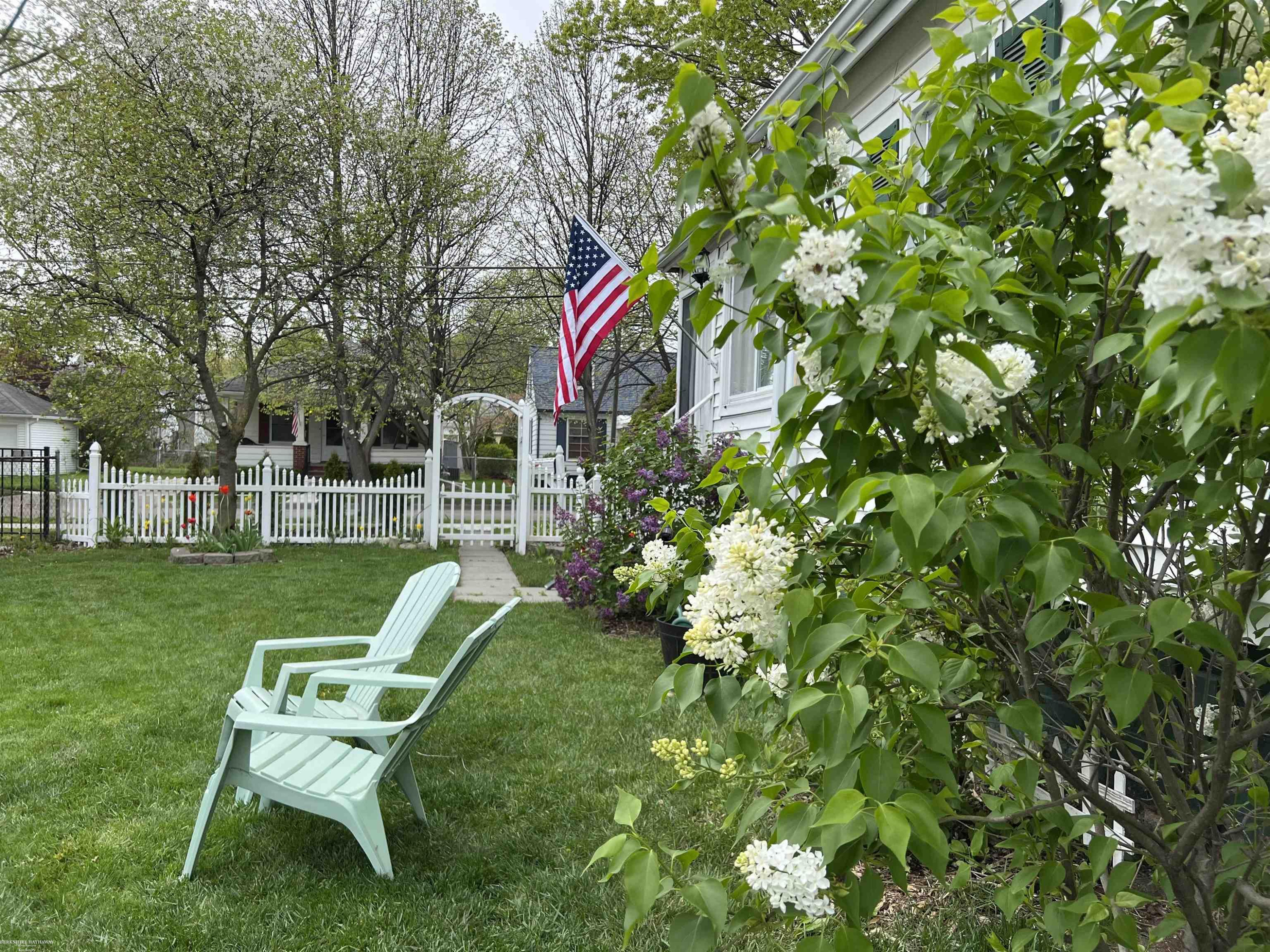 73 Smith Street, Mount Clemens, MI 48043 — Photo 2