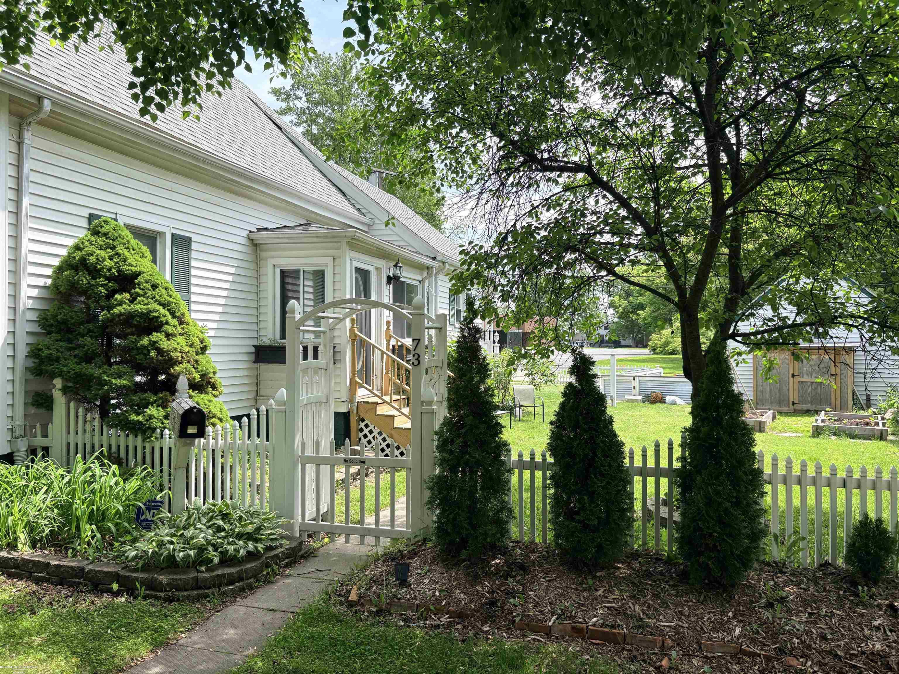 73 Smith Street, Mount Clemens, MI 48043 — Photo 6