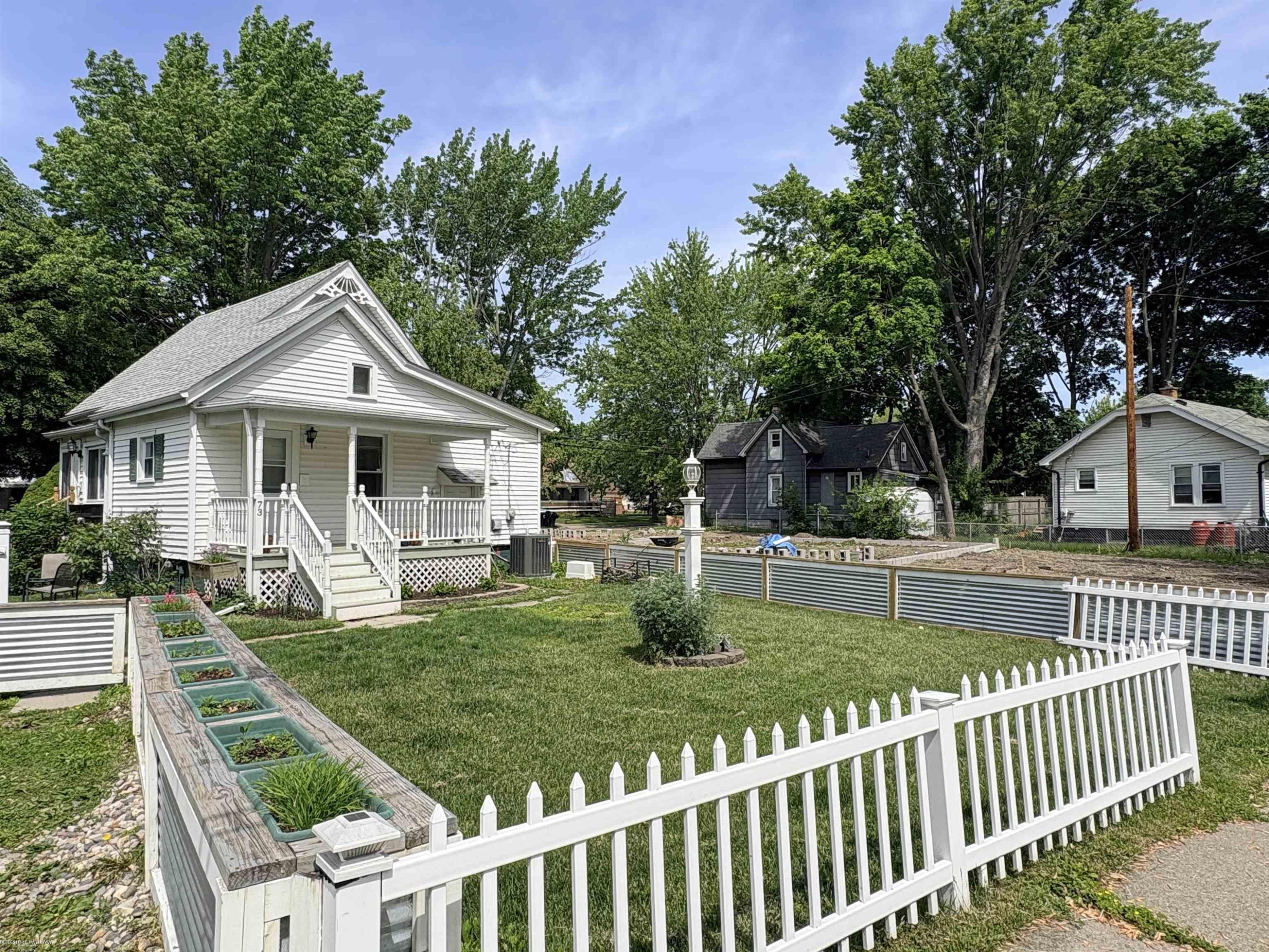 73 Smith Street, Mount Clemens, MI 48043 — Photo 11
