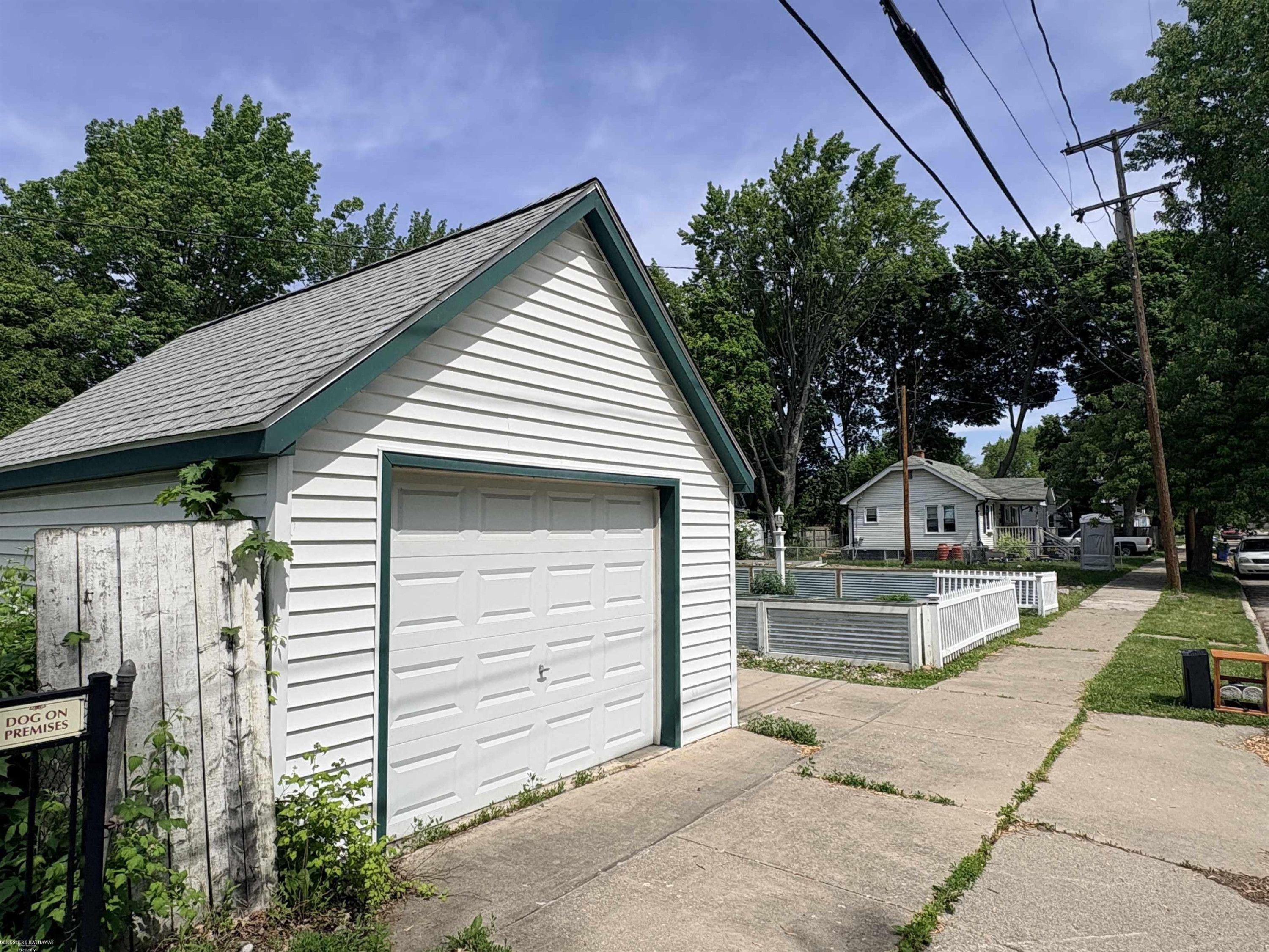 73 Smith Street, Mount Clemens, MI 48043 — Photo 12