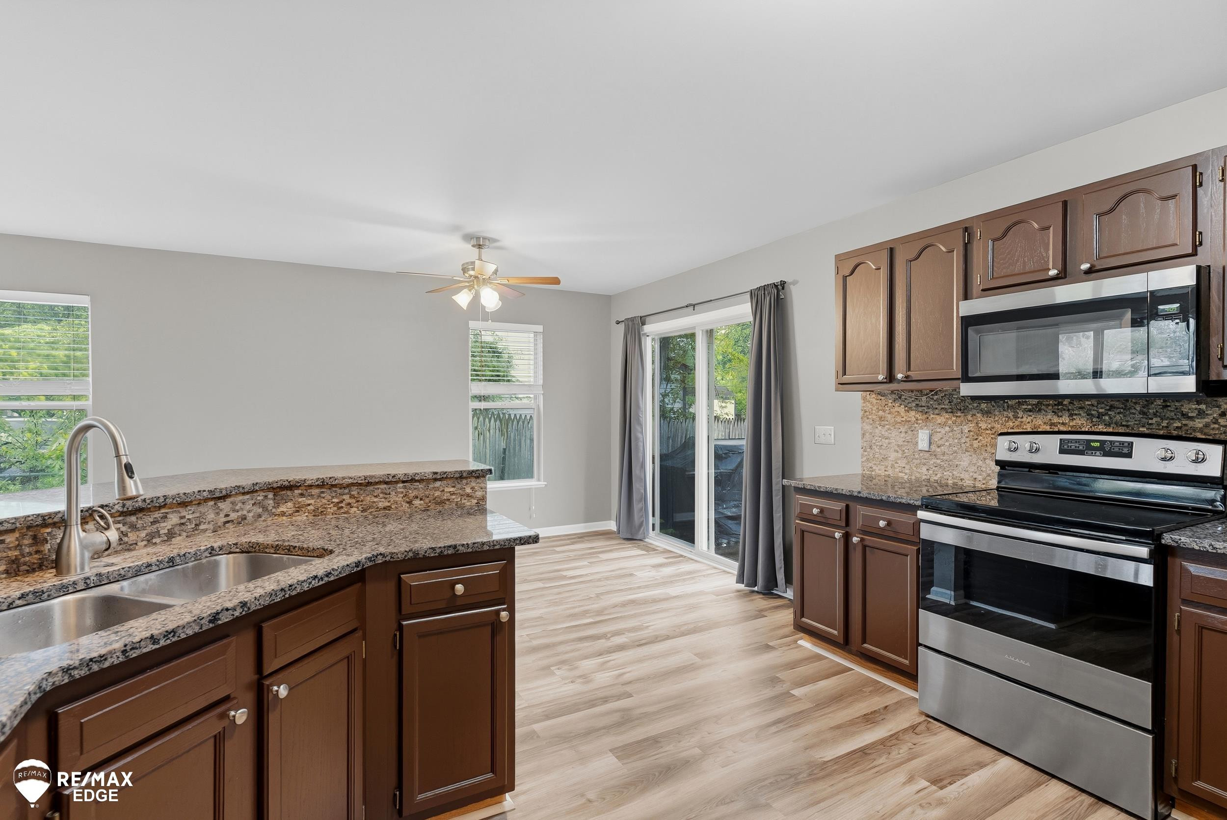 6428 Saline Drive, Waterford, MI 48329 — Photo 12