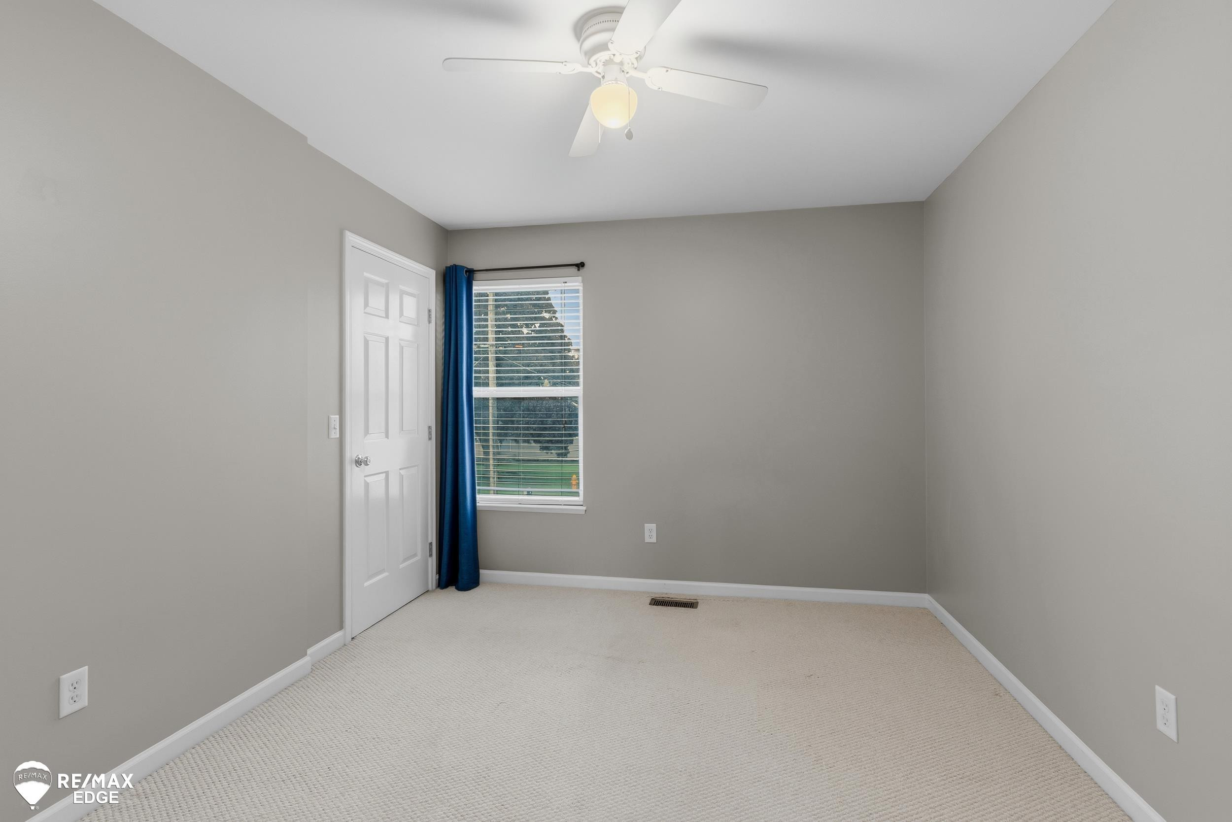 6428 Saline Drive, Waterford, MI 48329 — Photo 22