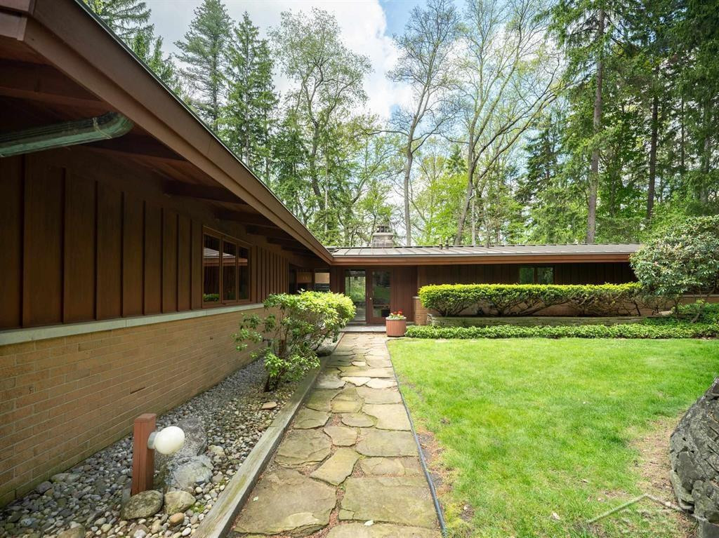 1523 Blue Heron Drive, Highland, MI — Photo 3
