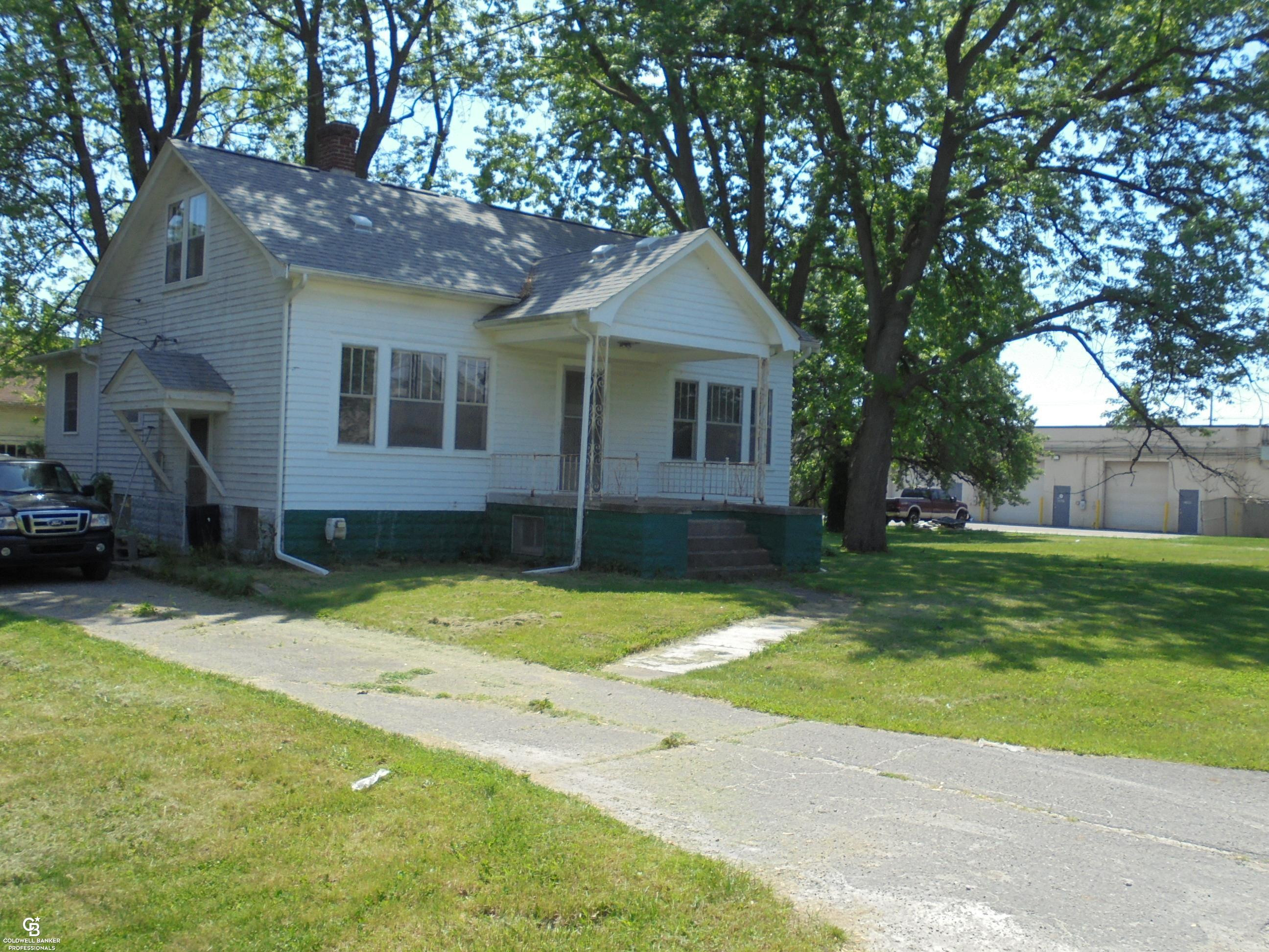 Photo 3