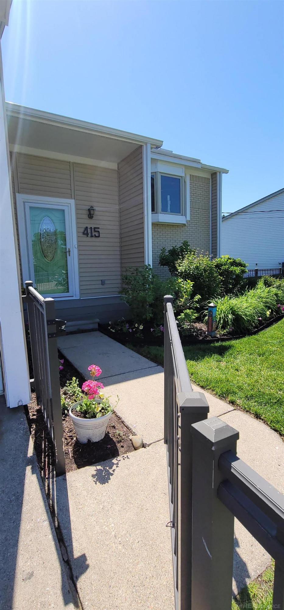 415 Coledale Drive, White Lake, MI — Photo 3