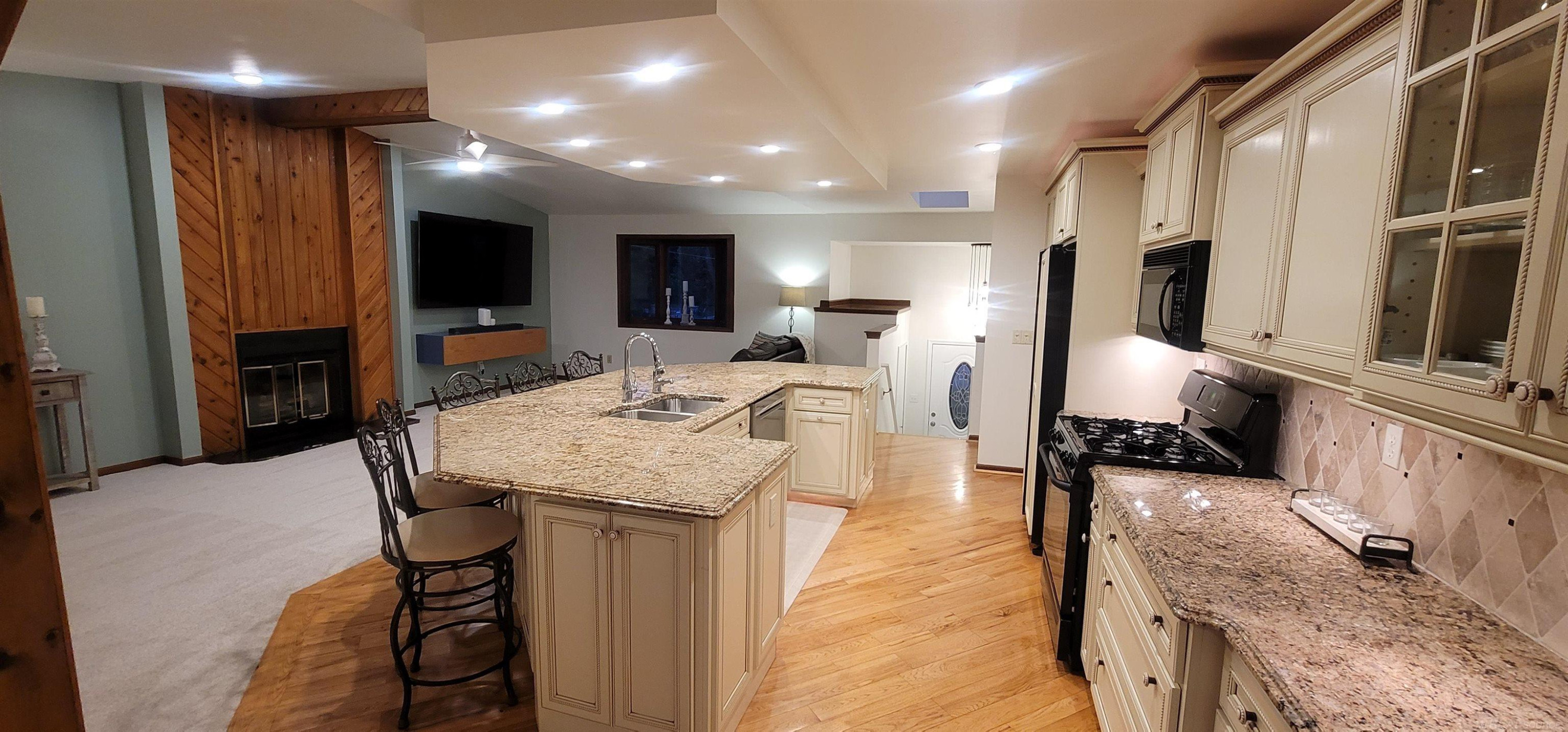 415 Coledale Drive, White Lake, MI — Photo 24