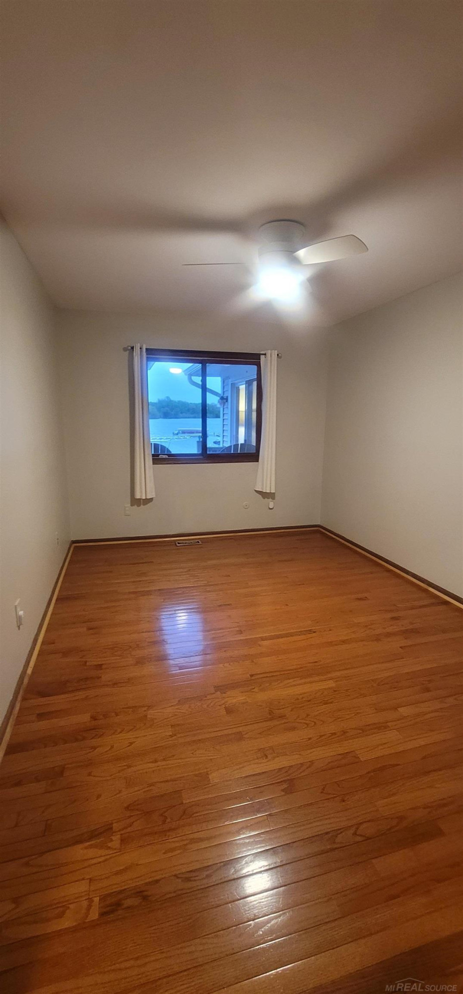 415 Coledale Drive, White Lake, MI — Photo 48