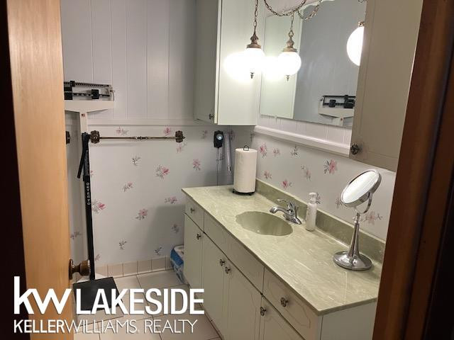 9784 S Shore Drive, MI — Photo 11