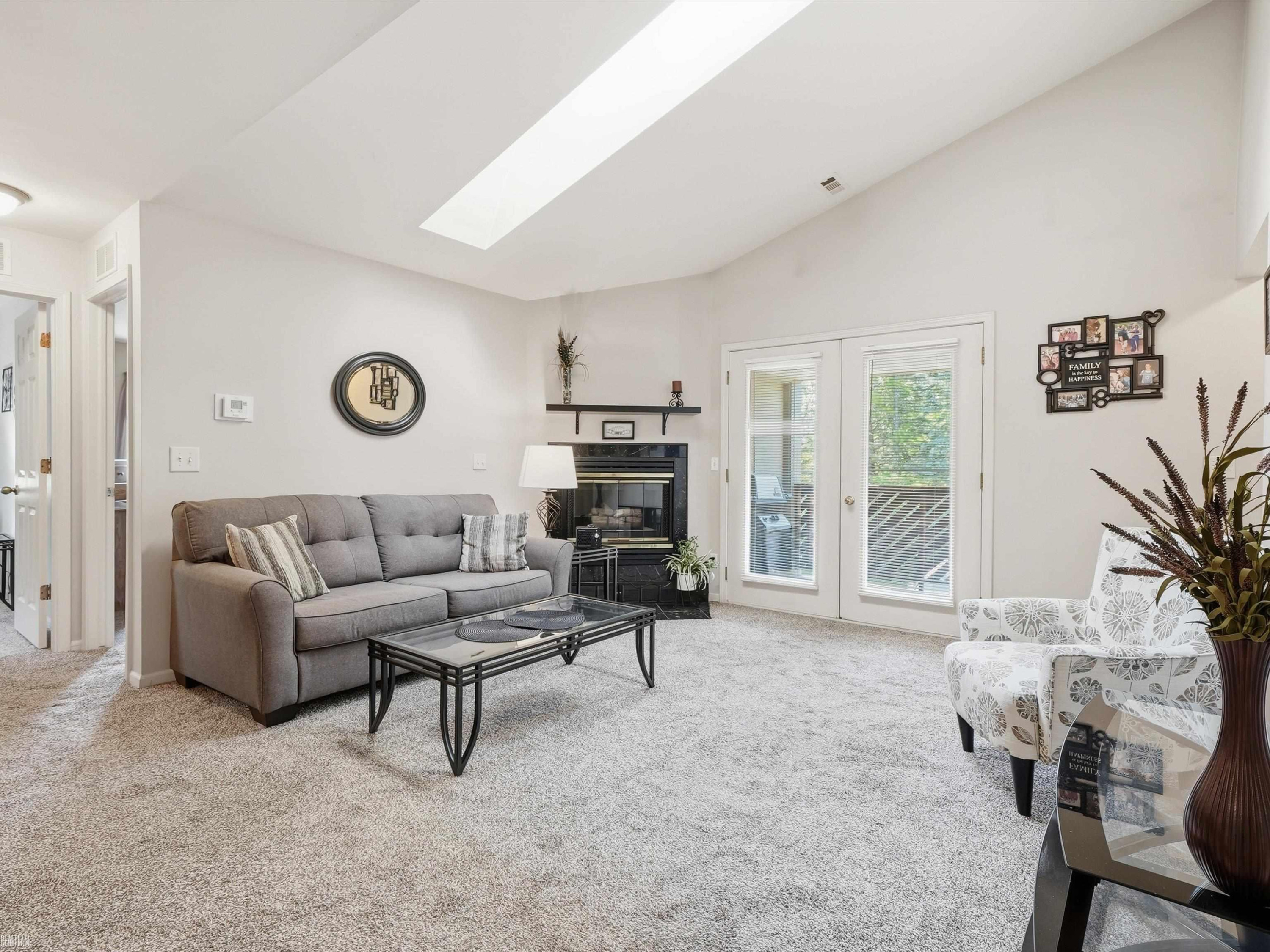 16579 Woodlane Drive, 156, Fraser, MI 48026 — Photo 4