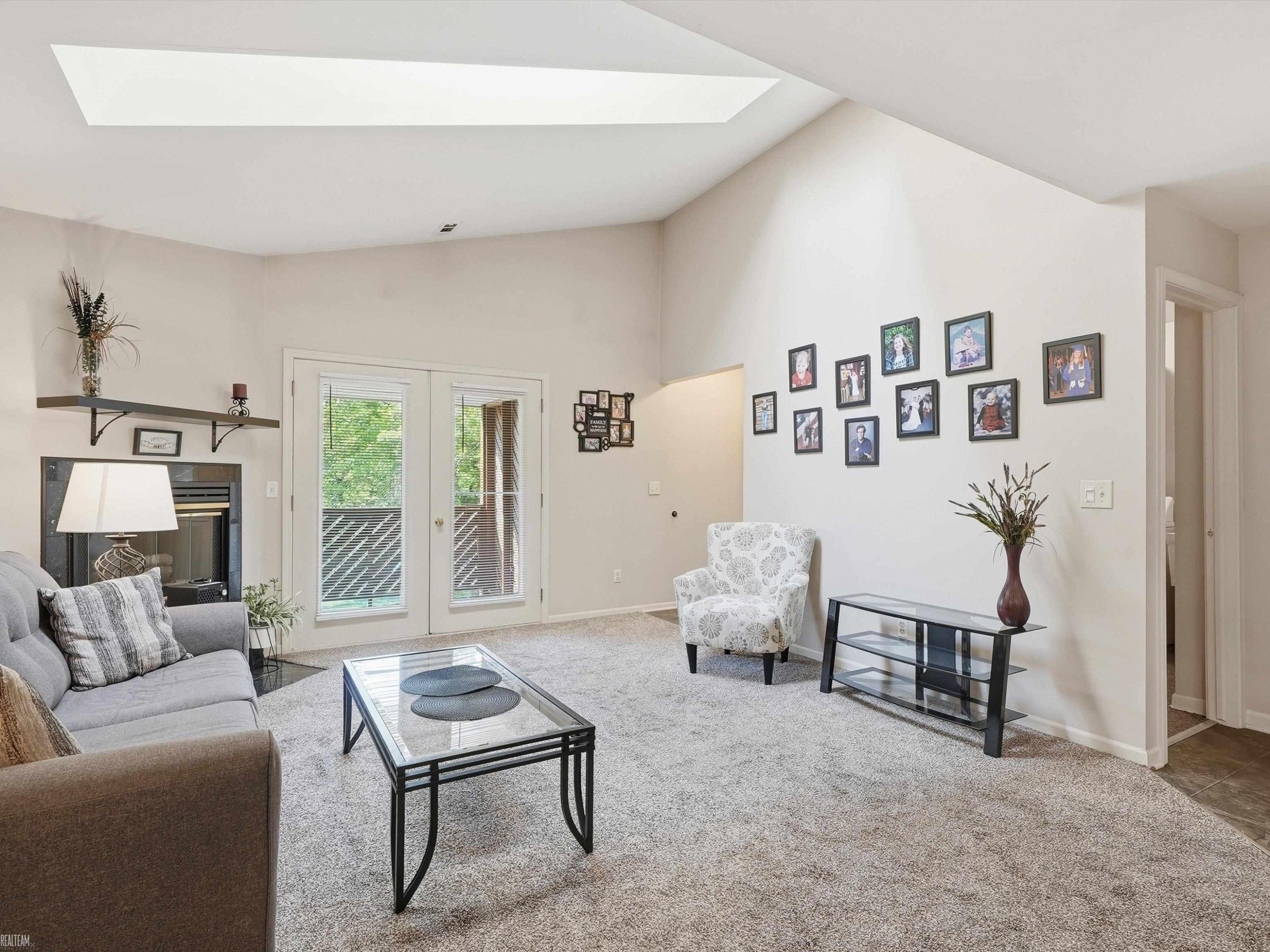 16579 Woodlane Drive, 156, Fraser, MI 48026 — Photo 5