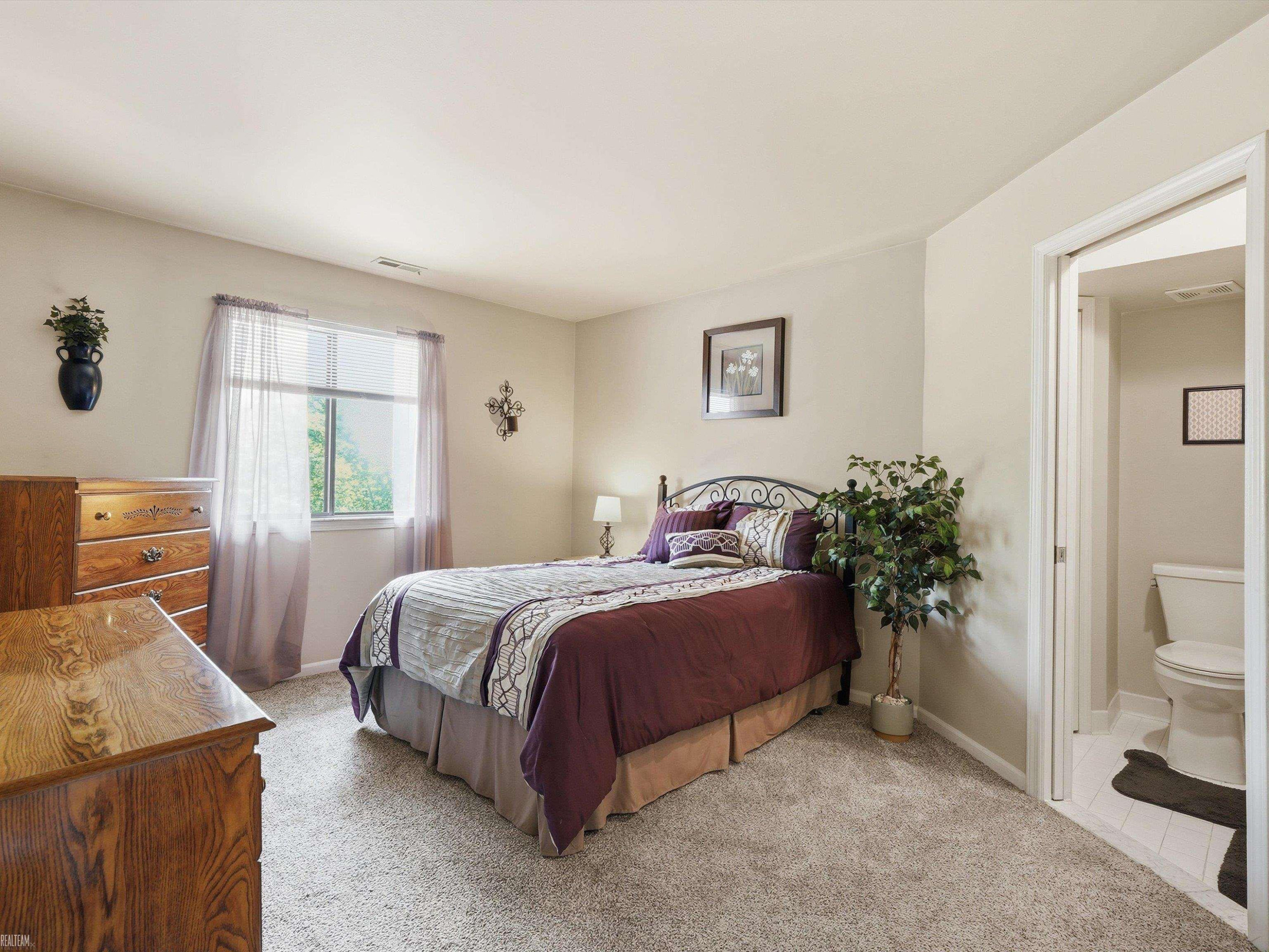 16579 Woodlane Drive, 156, Fraser, MI 48026 — Photo 13