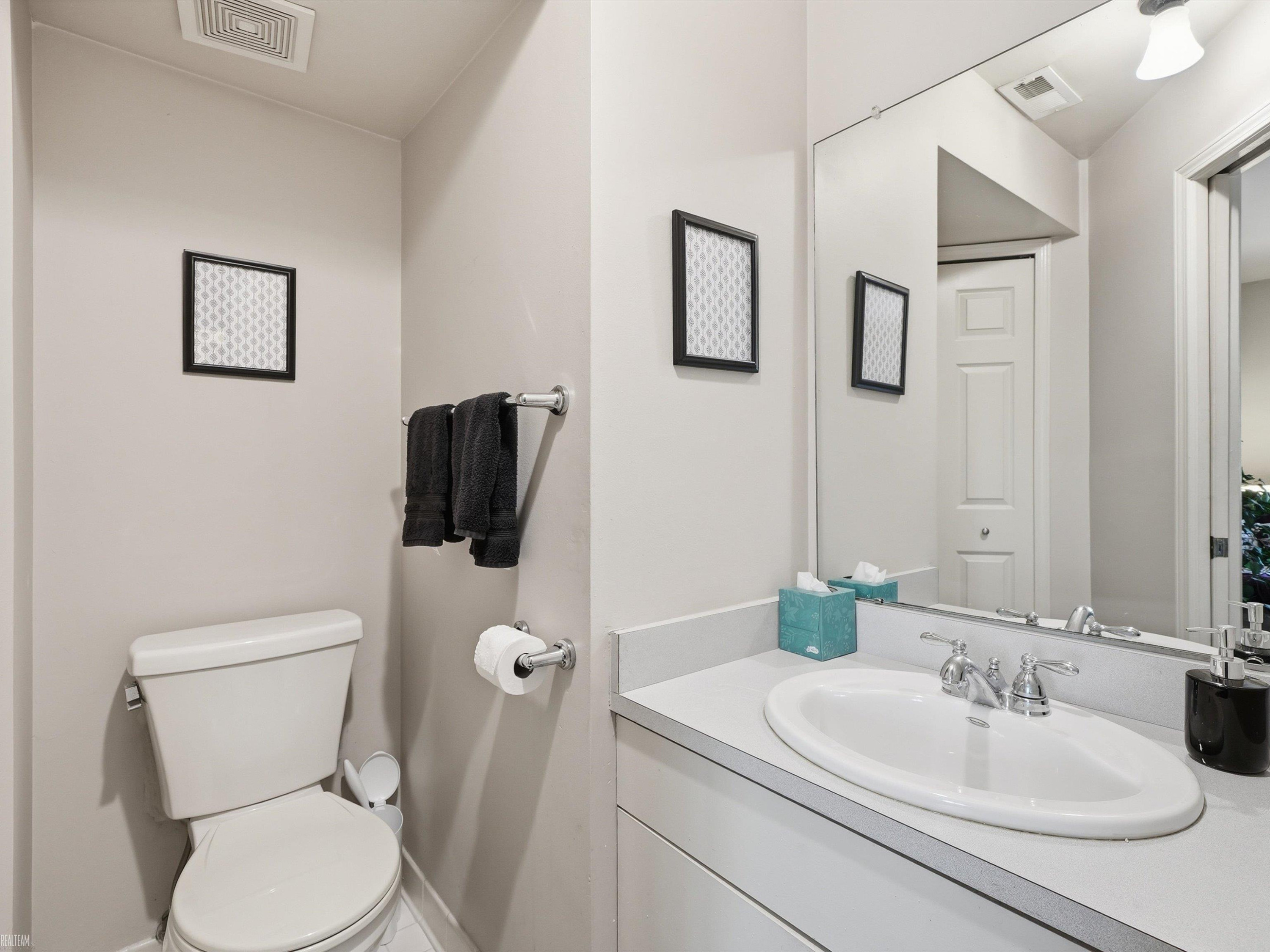 16579 Woodlane Drive, 156, Fraser, MI 48026 — Photo 15