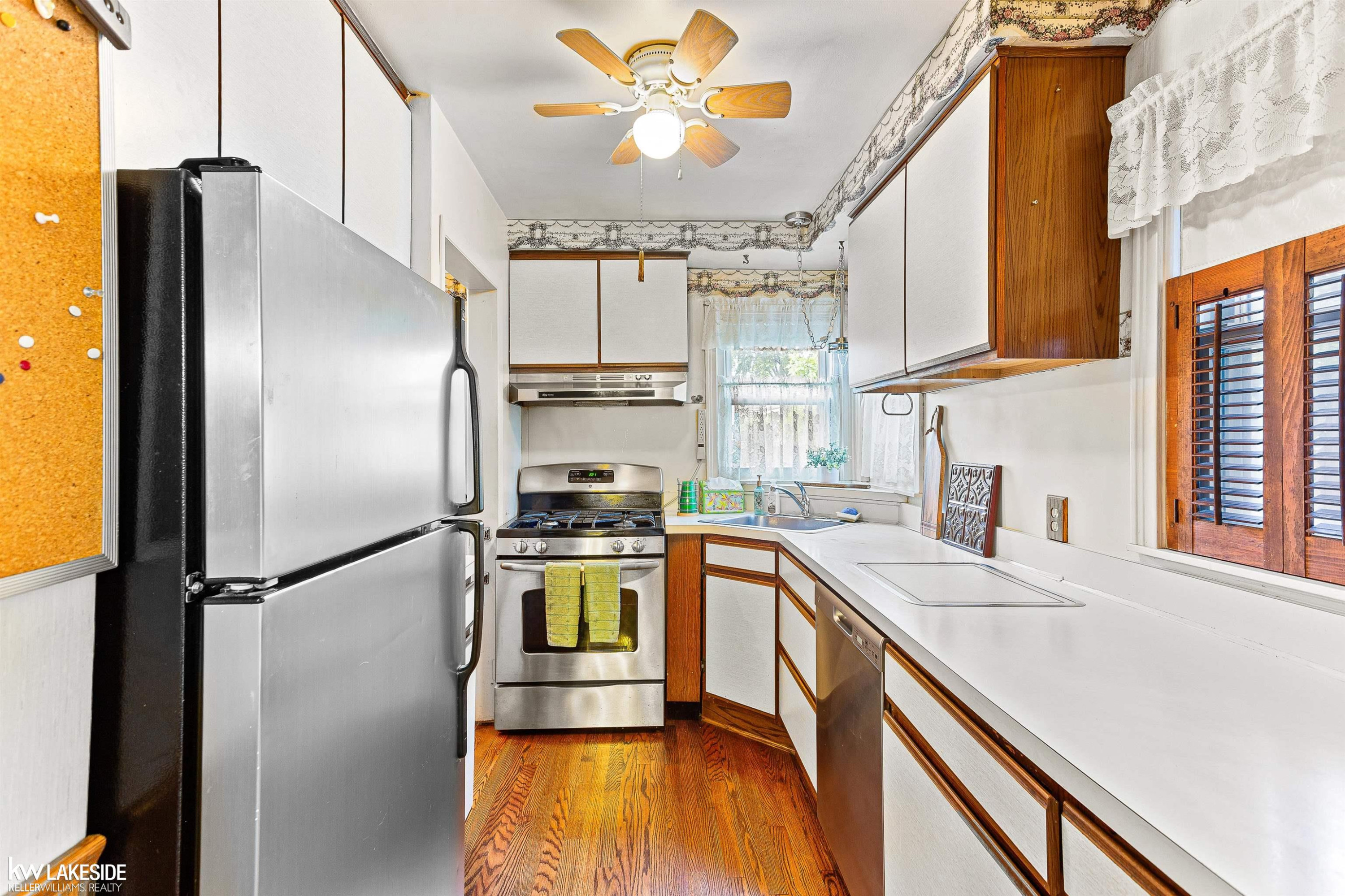 1992 Thomas Avenue, Berkley, MI 48072 — Photo 15