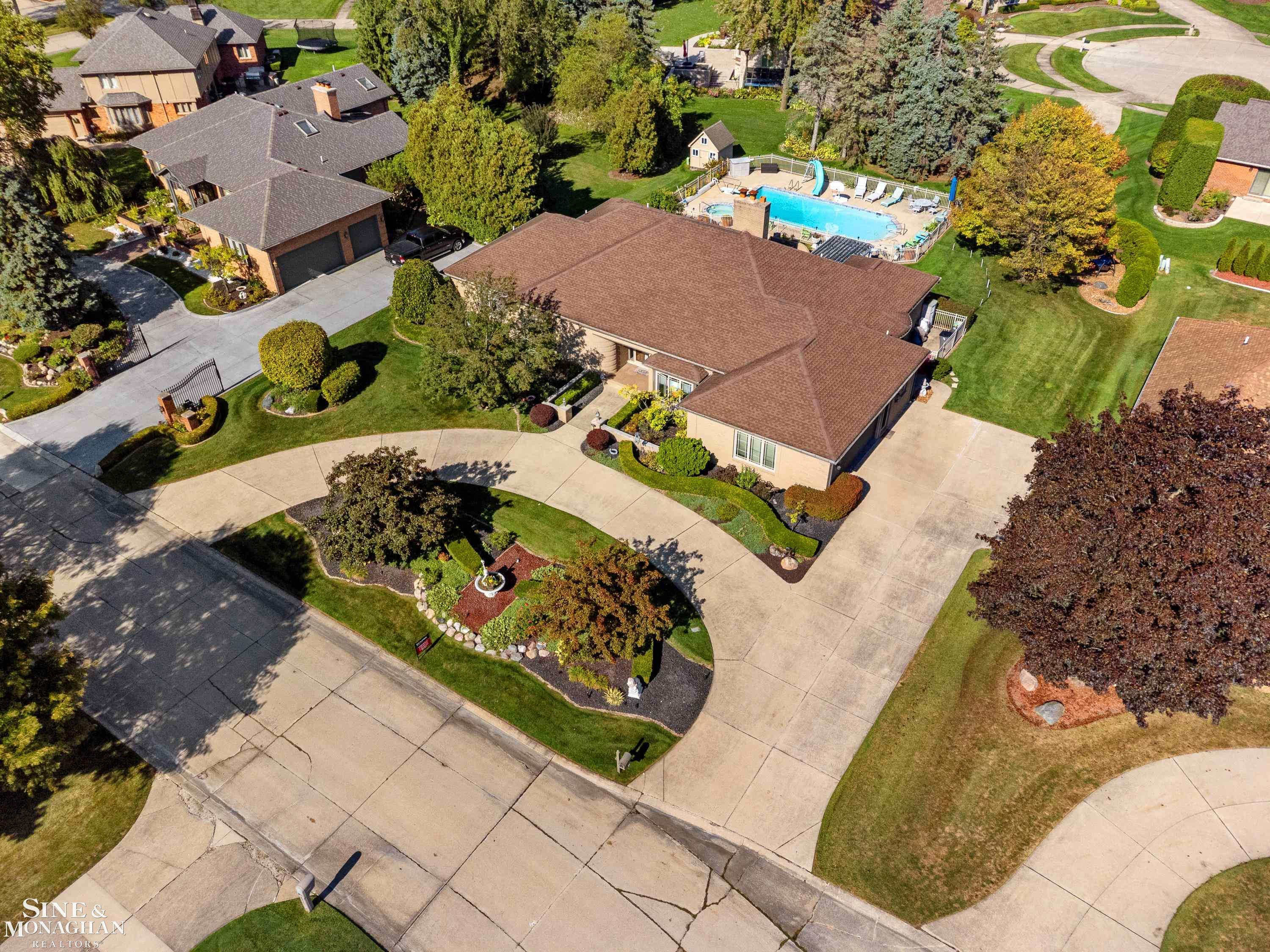 37444 Alpinia Lane, Clinton Twp, MI 48036 — Photo 4