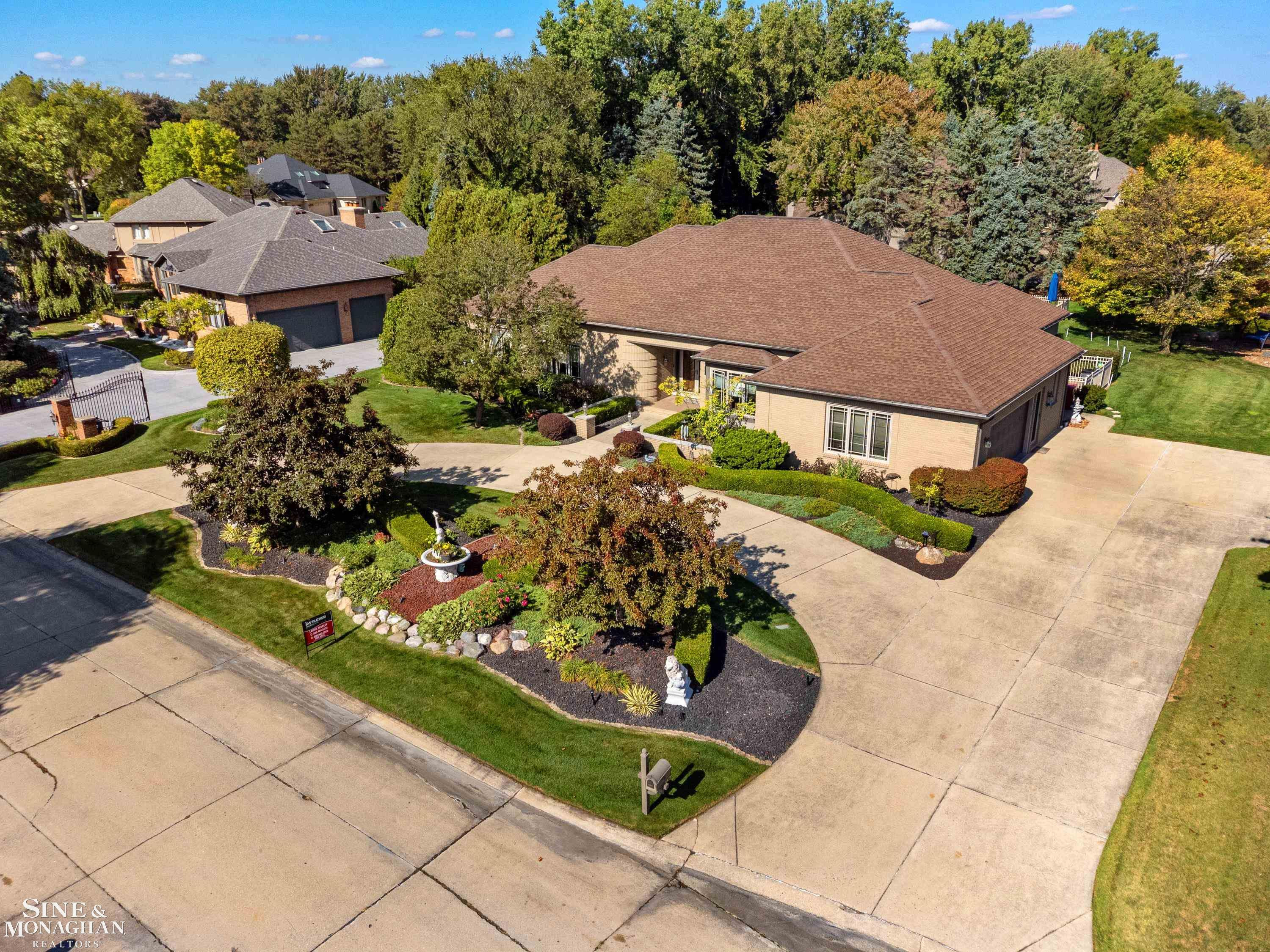 37444 Alpinia Lane, Clinton Twp, MI 48036 — Photo 68