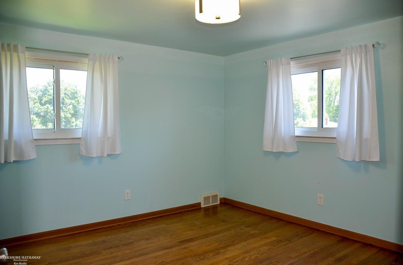 50508 W Shamrock Street, New Baltimore, MI 48047 — Photo 8