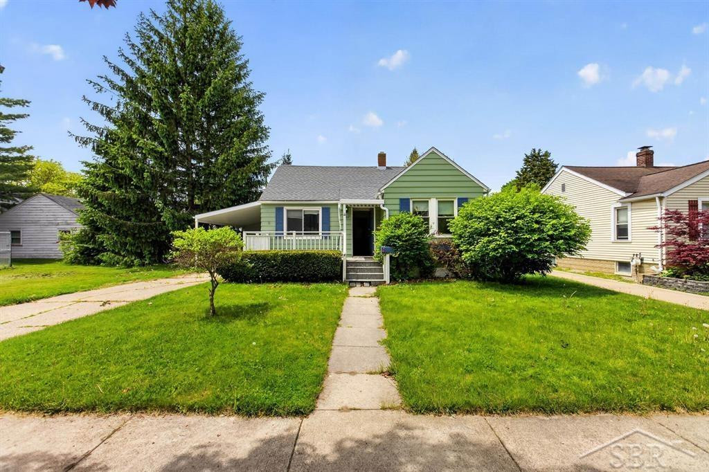 602 S Hampton Street, Bay City, MI 48708 — front exterior