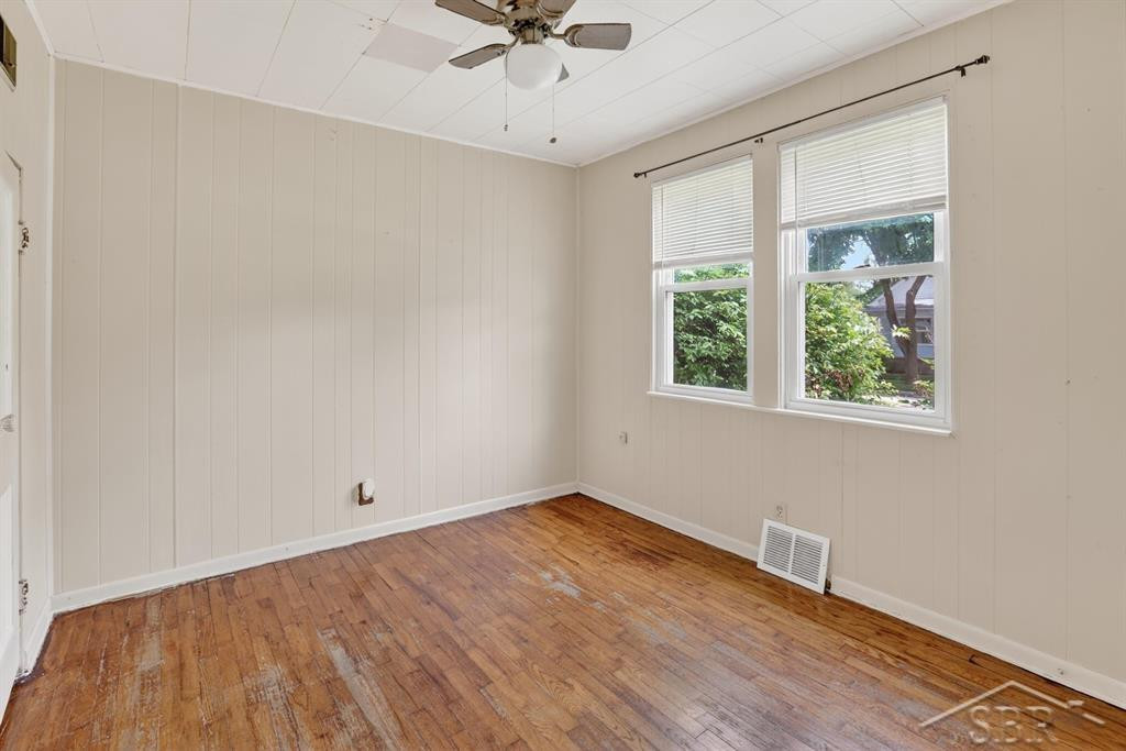 602 S Hampton Street, Bay City, MI 48708 — Photo 9