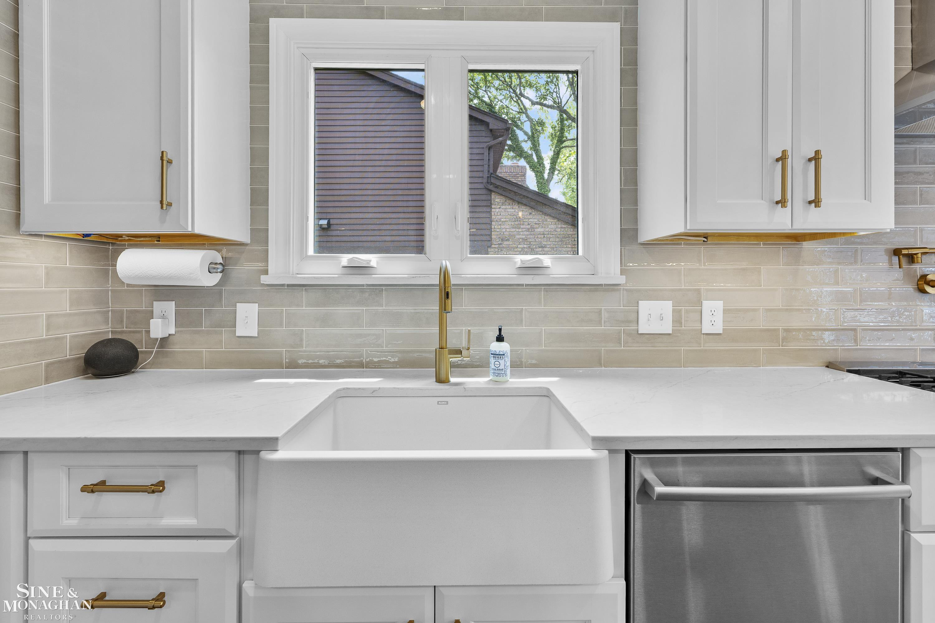 1231 Grayton Street, Grosse Pointe Park, MI 48230 — Photo 7