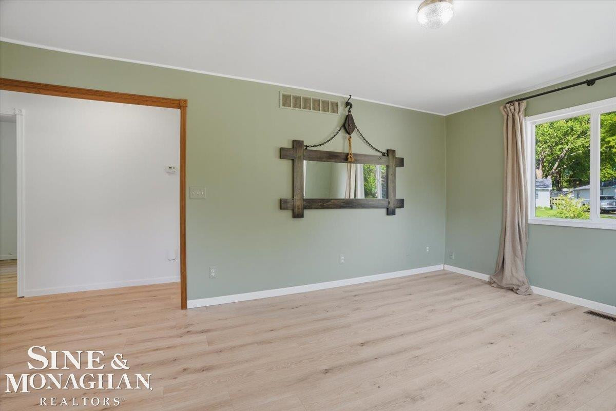 2122 Michigan Street, Algonac, MI 48001 — Photo 9