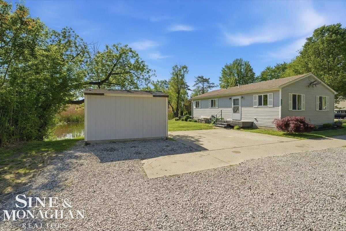 2122 Michigan Street, Algonac, MI 48001 — Photo 30