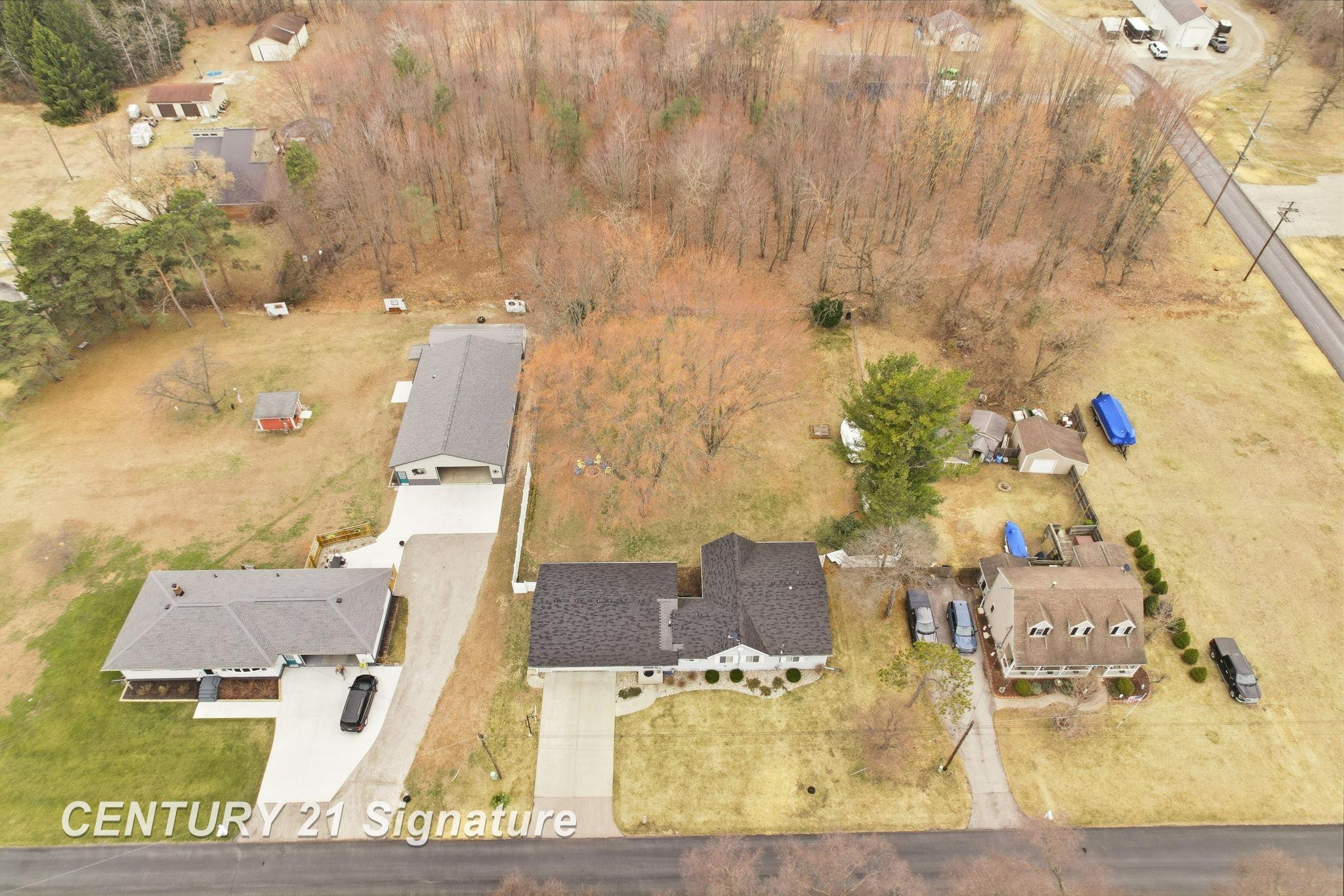526 S Maple Street, Hemlock, MI 48626 — Photo 3