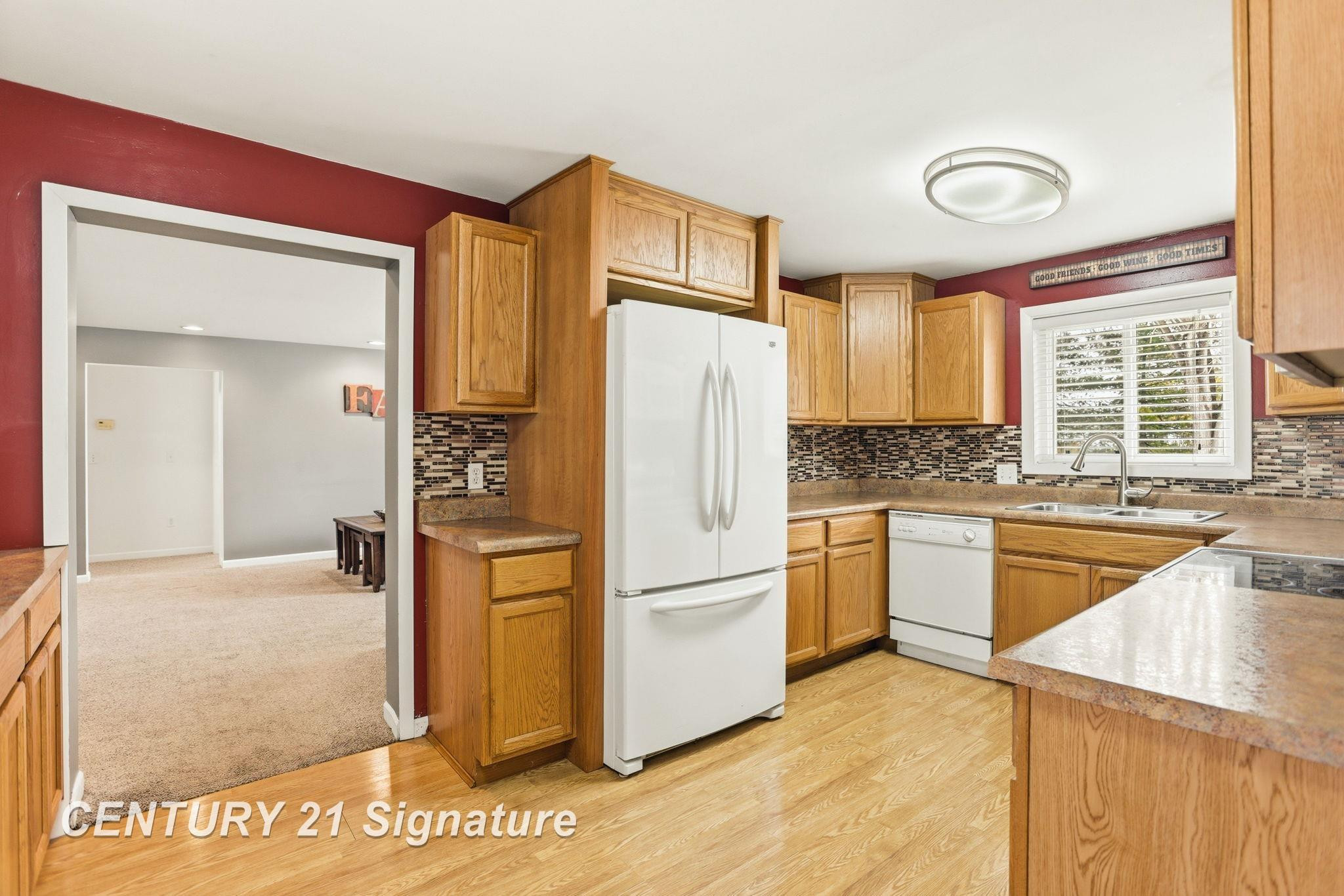 526 S Maple Street, Hemlock, MI 48626 — Photo 12