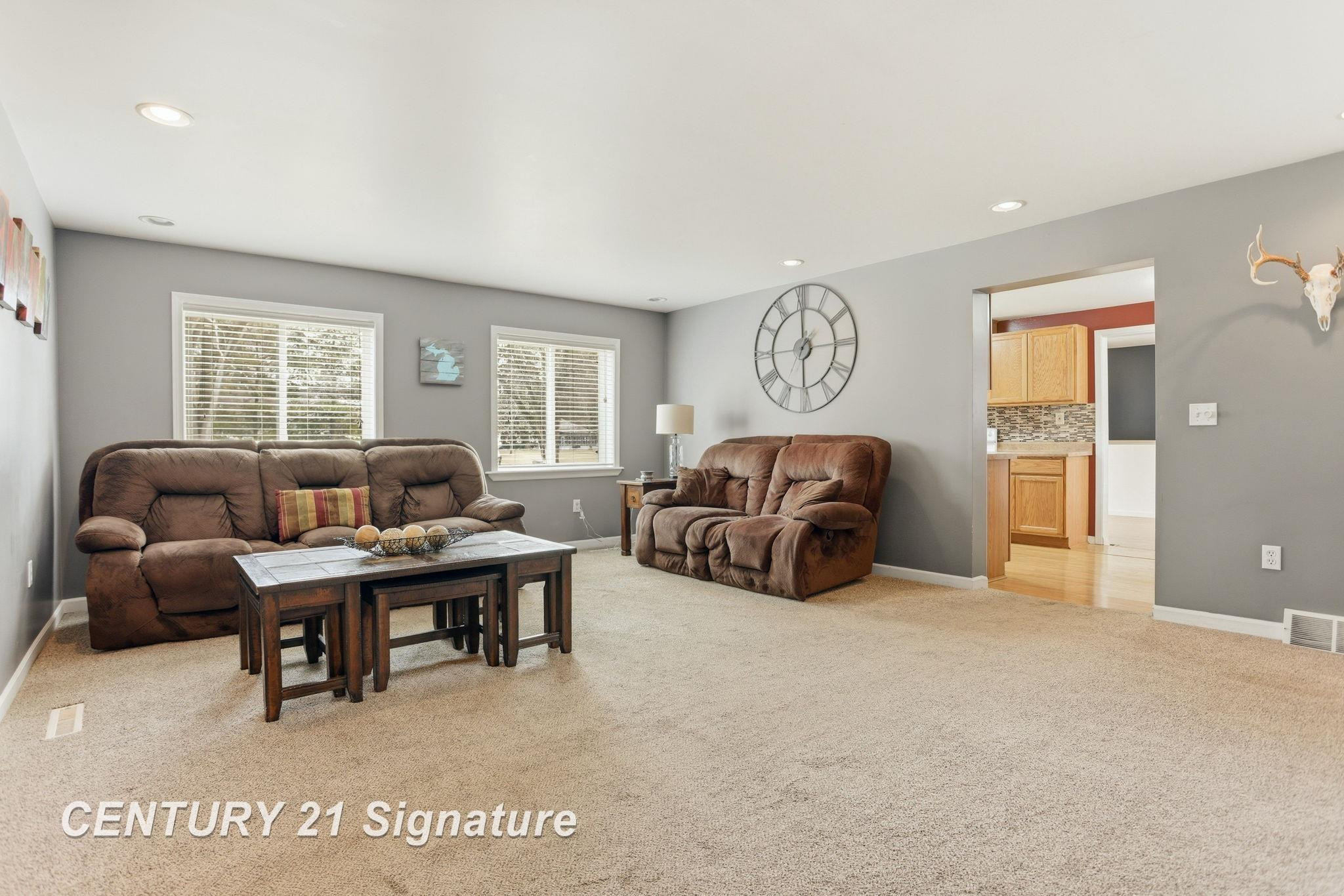 526 S Maple Street, Hemlock, MI 48626 — Photo 15