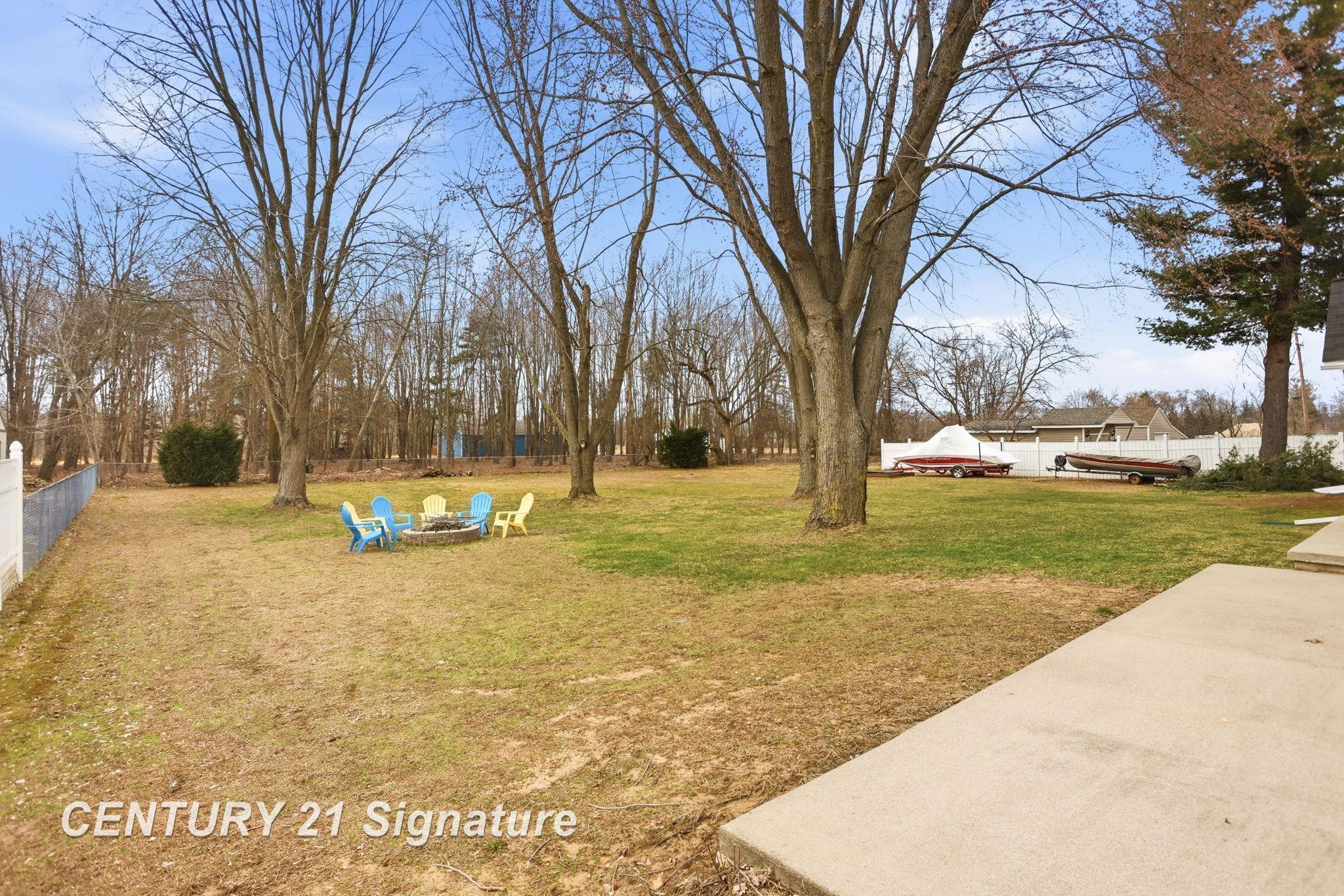 526 S Maple Street, Hemlock, MI 48626 — Photo 32