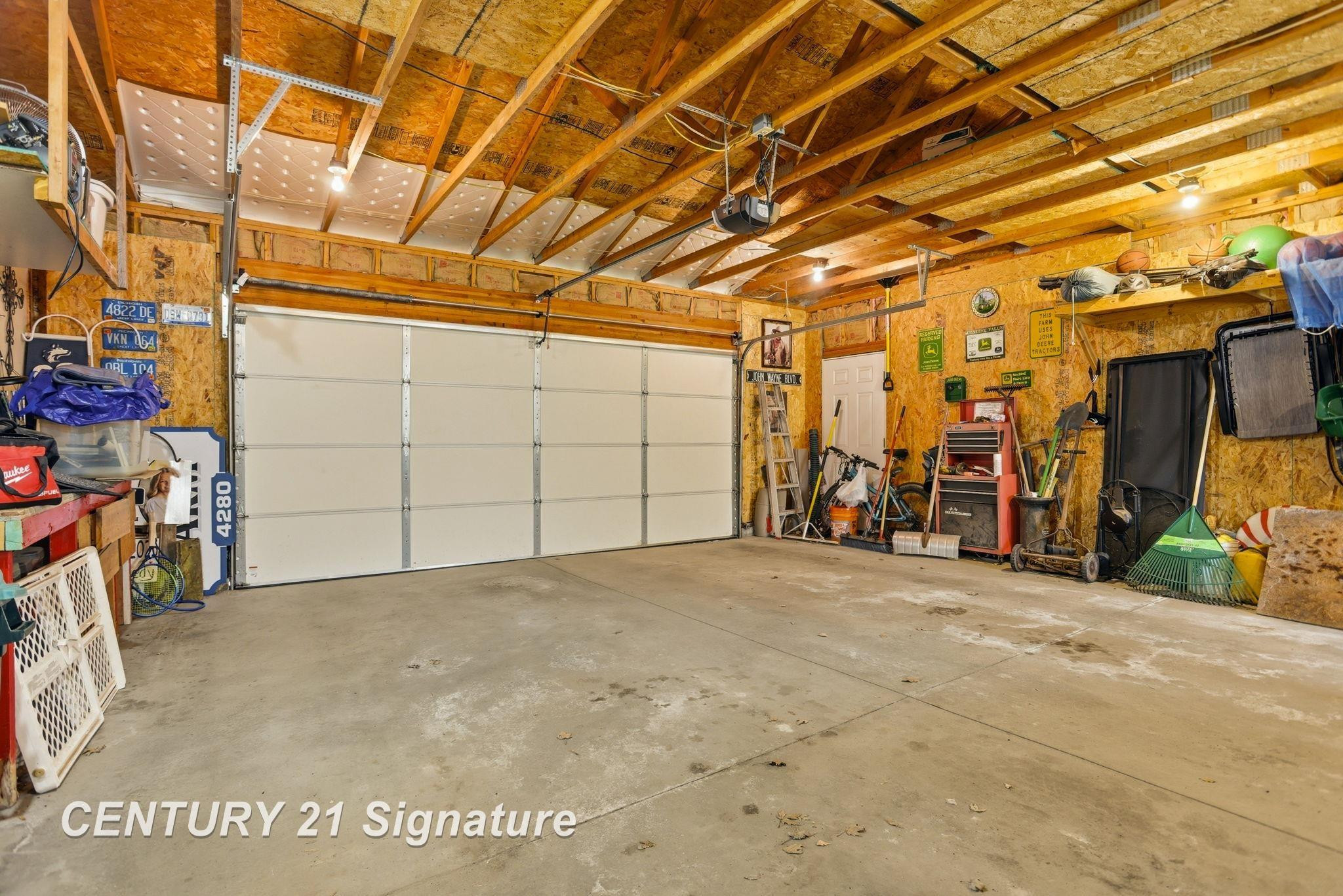 526 S Maple Street, Hemlock, MI 48626 — Photo 36