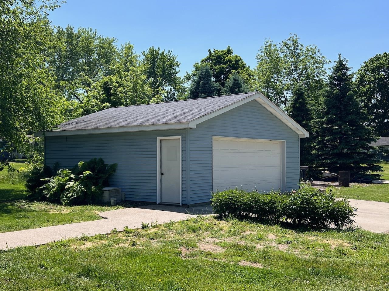 209 Main Street, Morrice, MI 48857 — Photo 23