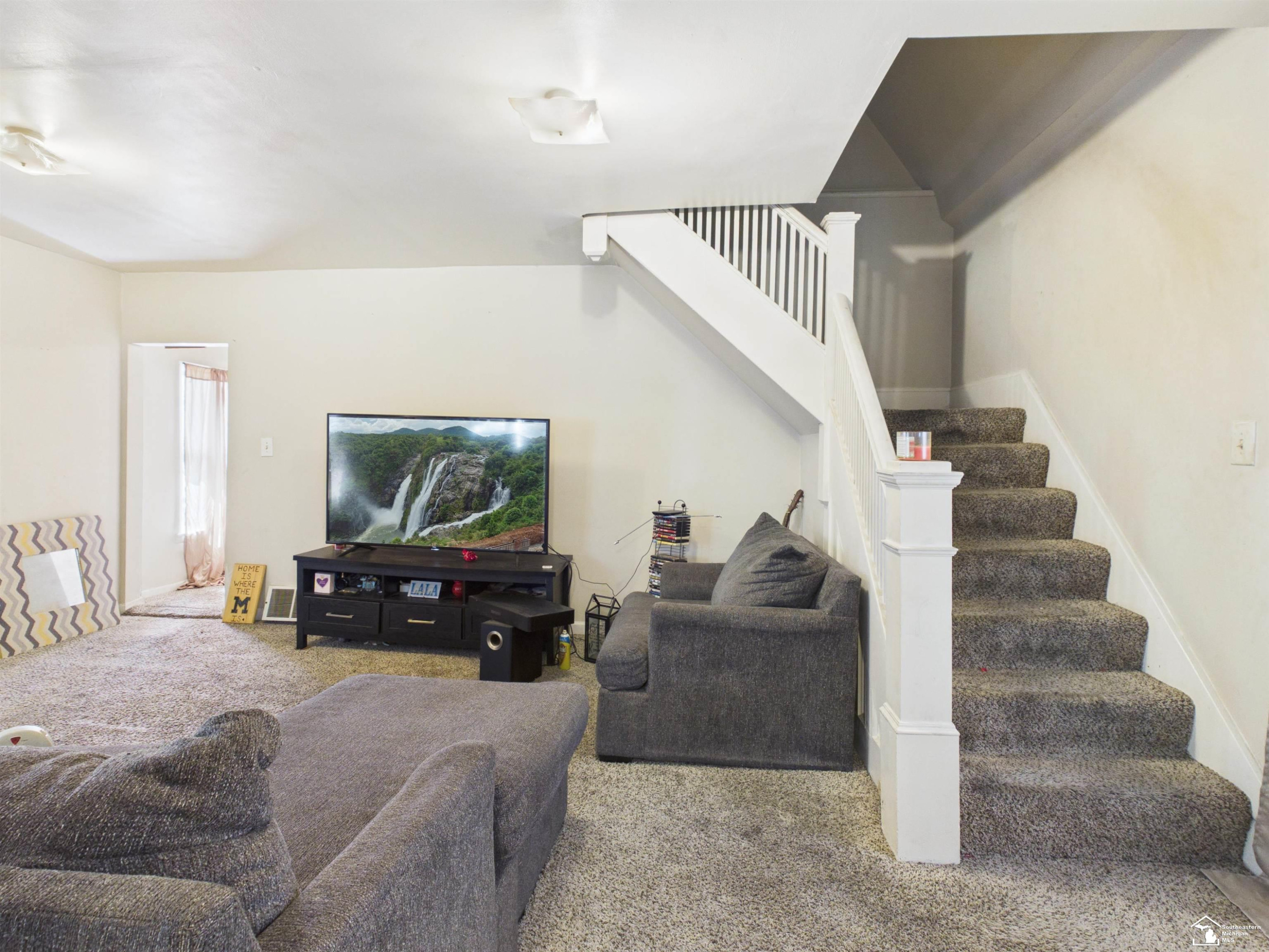 720 E 2nd Street, Monroe, MI 48161 — Photo 5