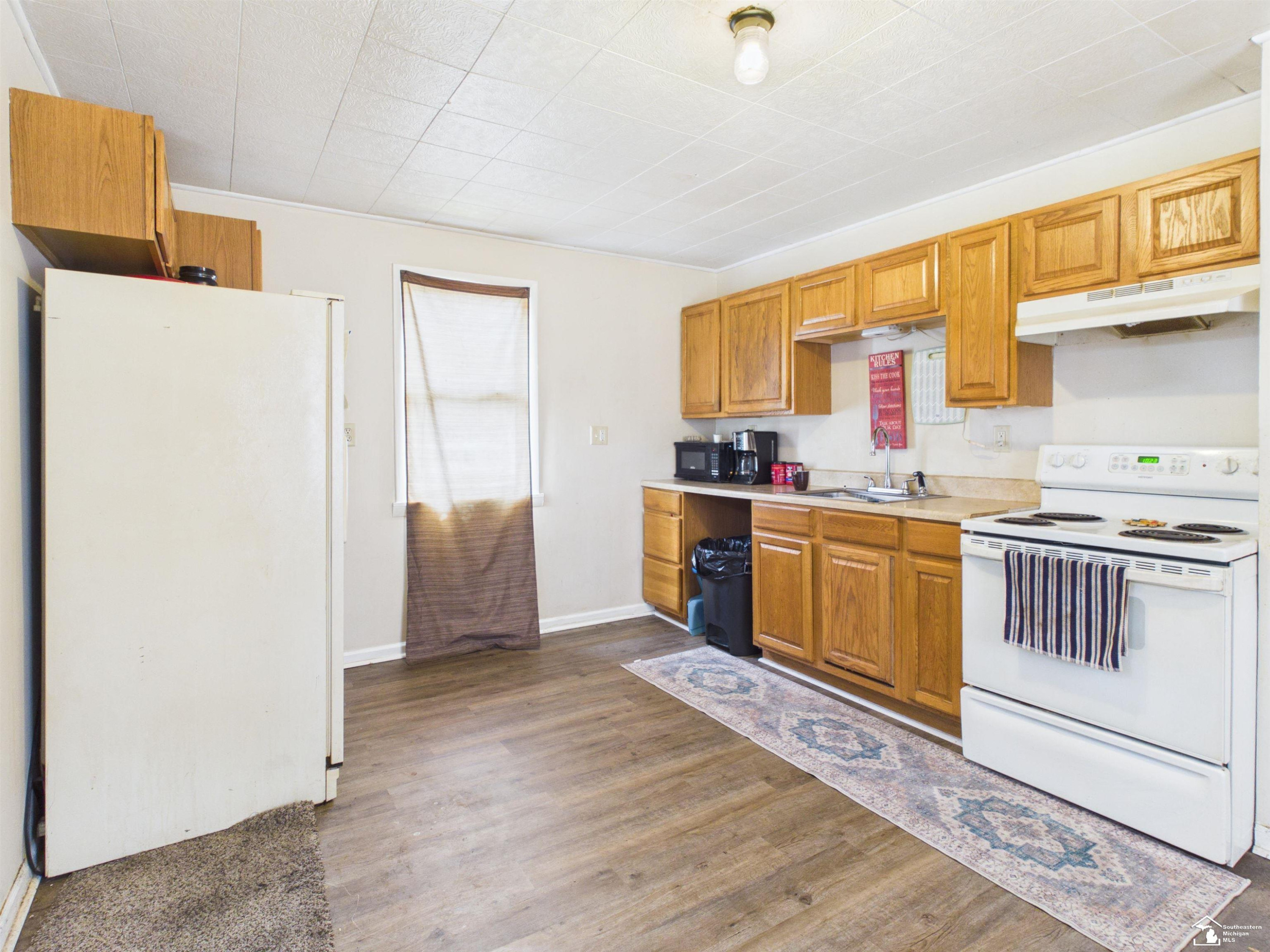 720 E 2nd Street, Monroe, MI 48161 — Photo 8