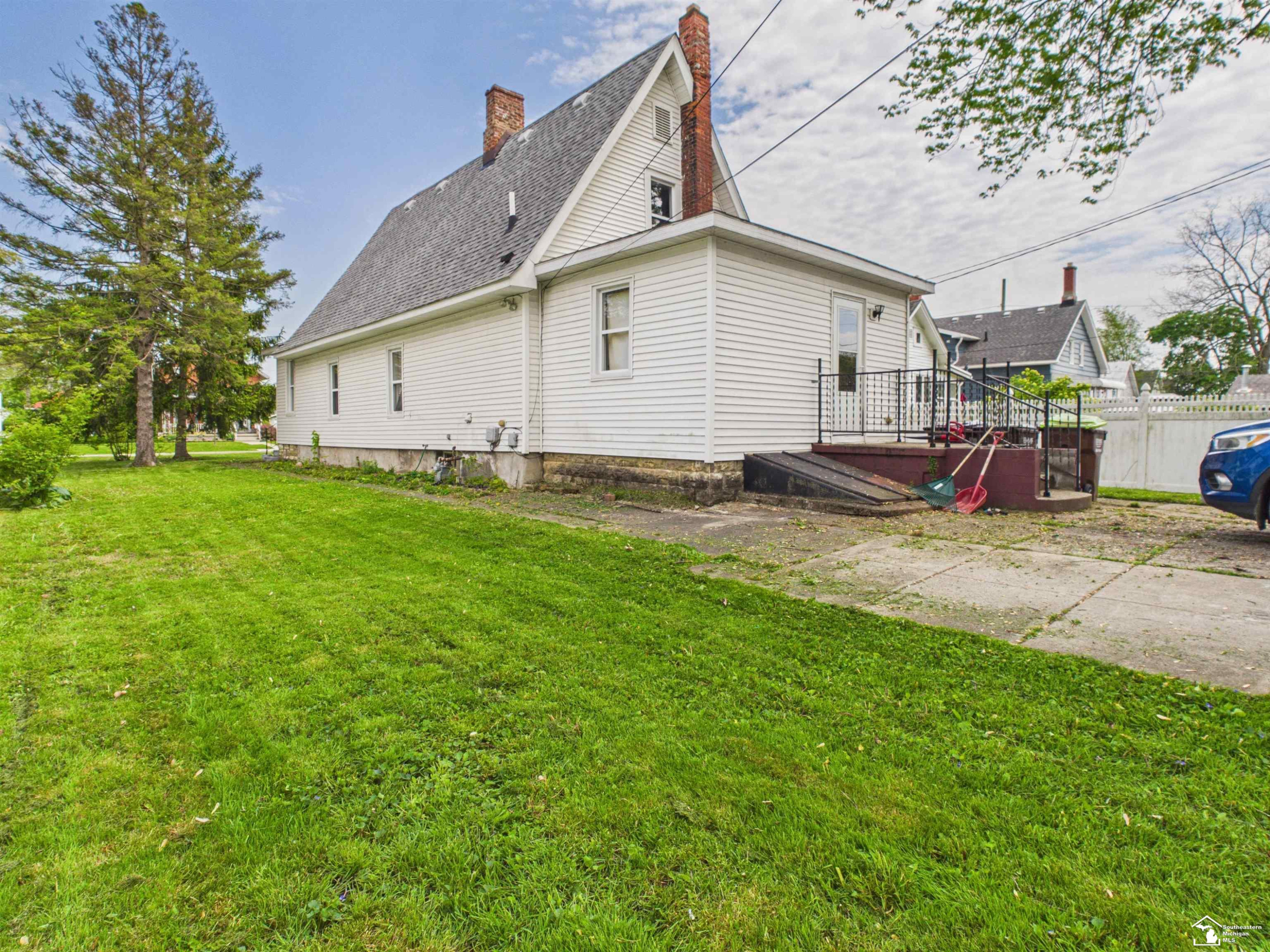 720 E 2nd Street, Monroe, MI 48161 — Photo 27