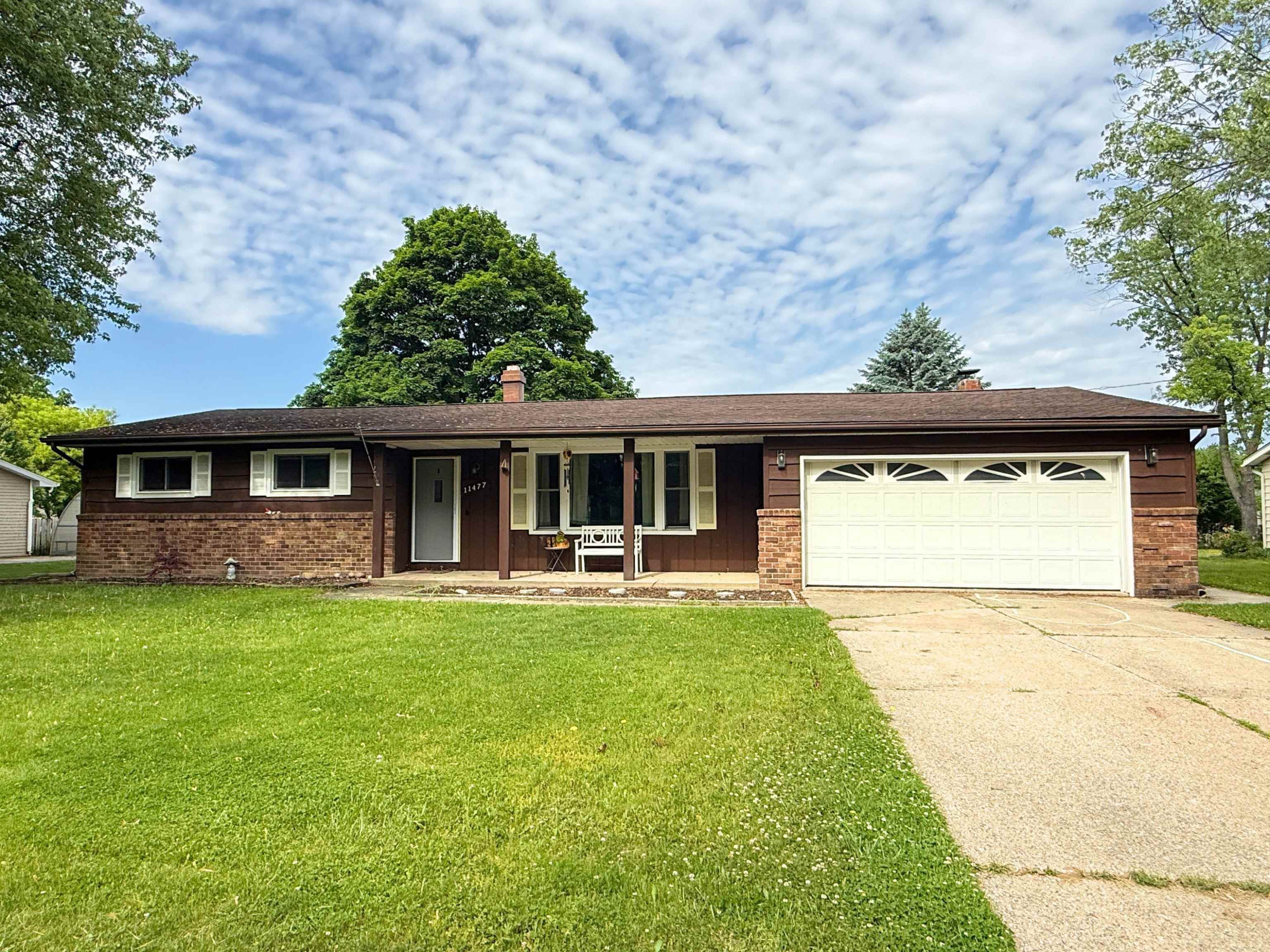11477 Colonial Woods Drive, Clio, MI 48420 — front exterior