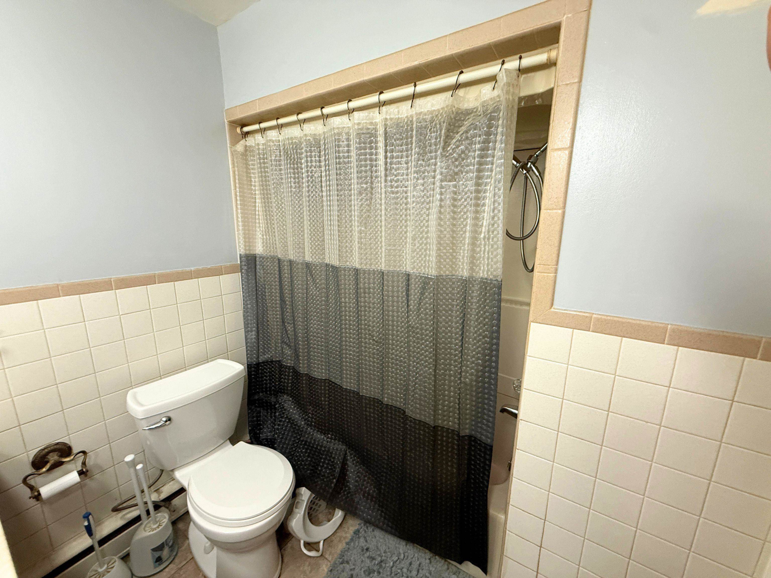 11477 Colonial Woods Drive, Clio, MI 48420 — Photo 17