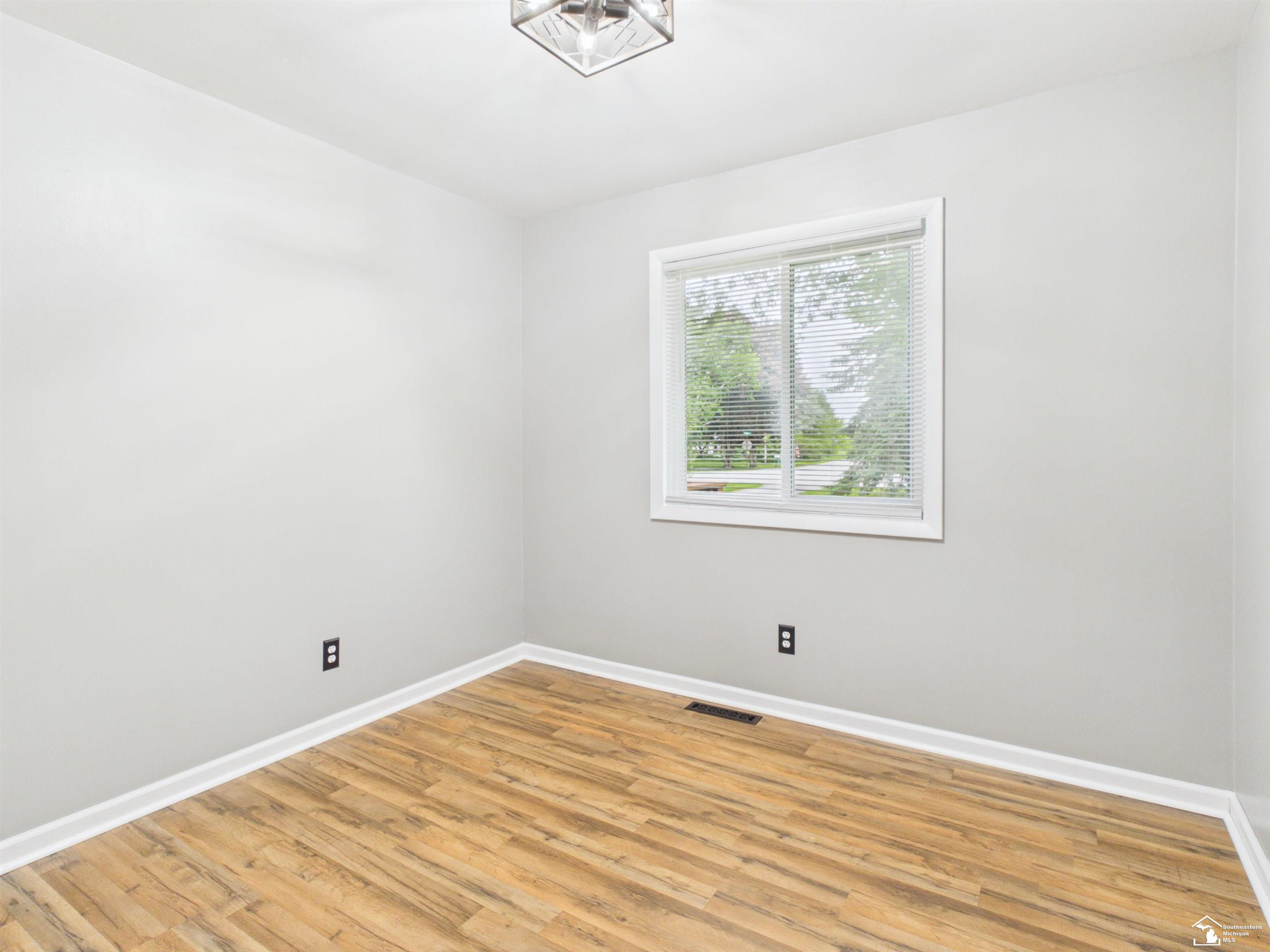 5250 Osburn Drive, Tecumseh, MI 49286 — Photo 9