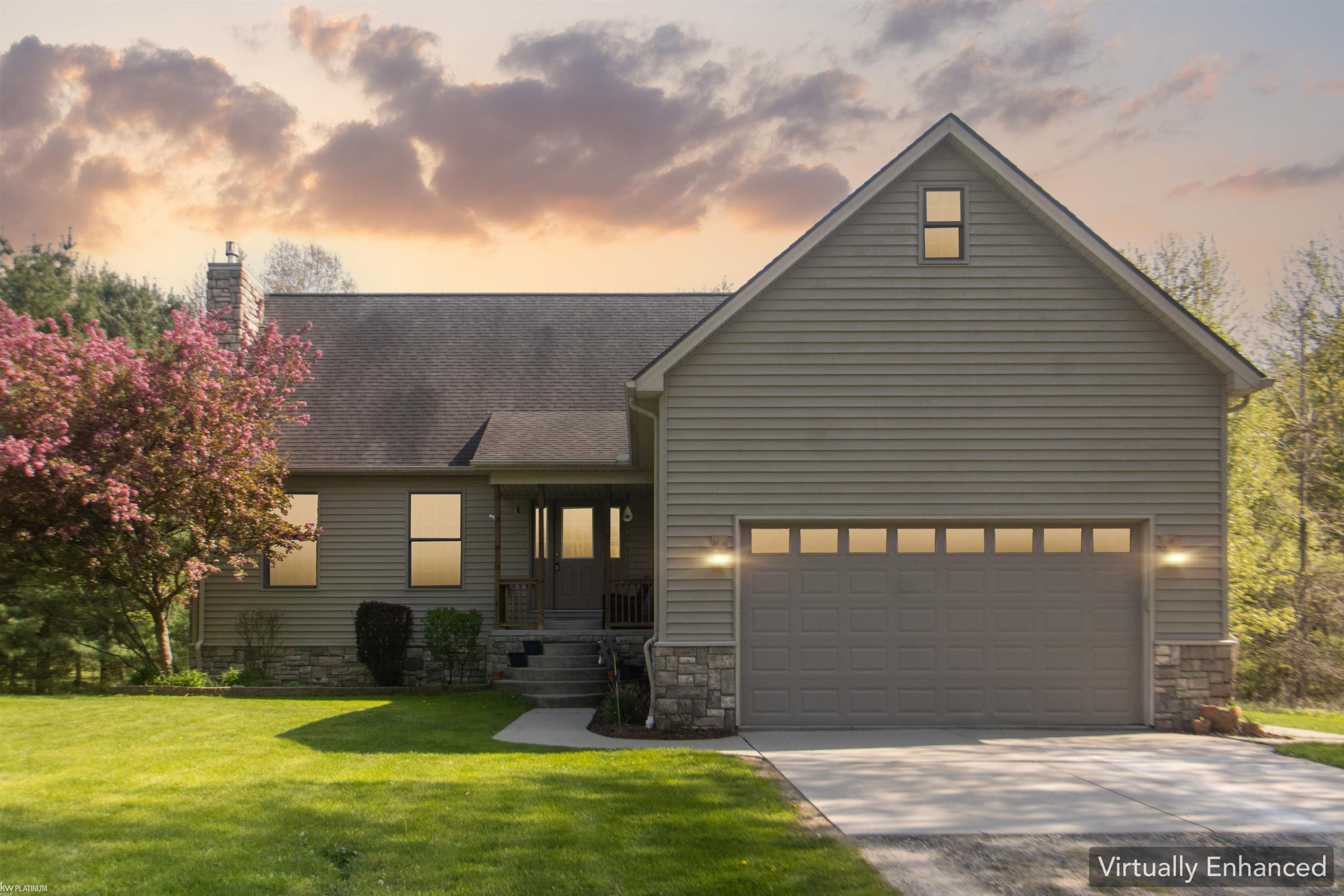 6527 Genaw Road, Algonac, MI 48001