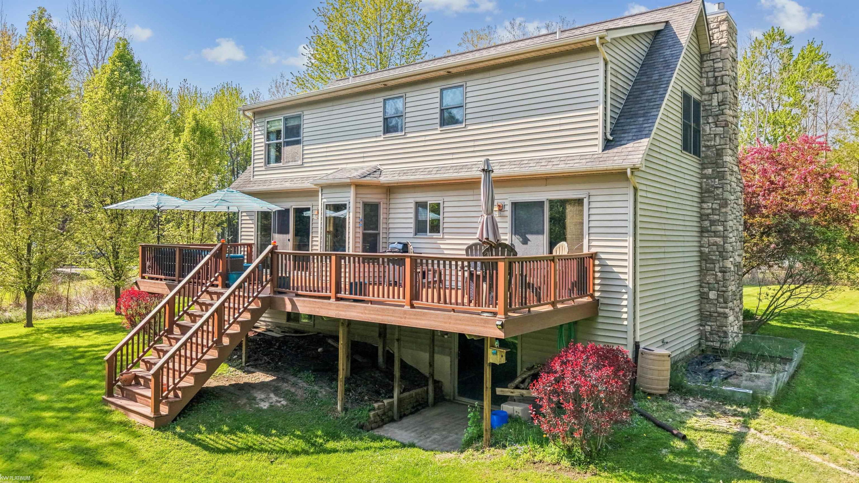 6527 Genaw Road, Algonac, MI 48001 — Photo 2